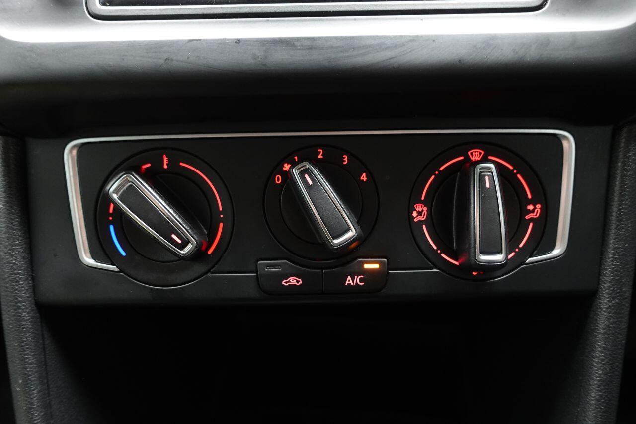 Volkswagen Polo - Image 29