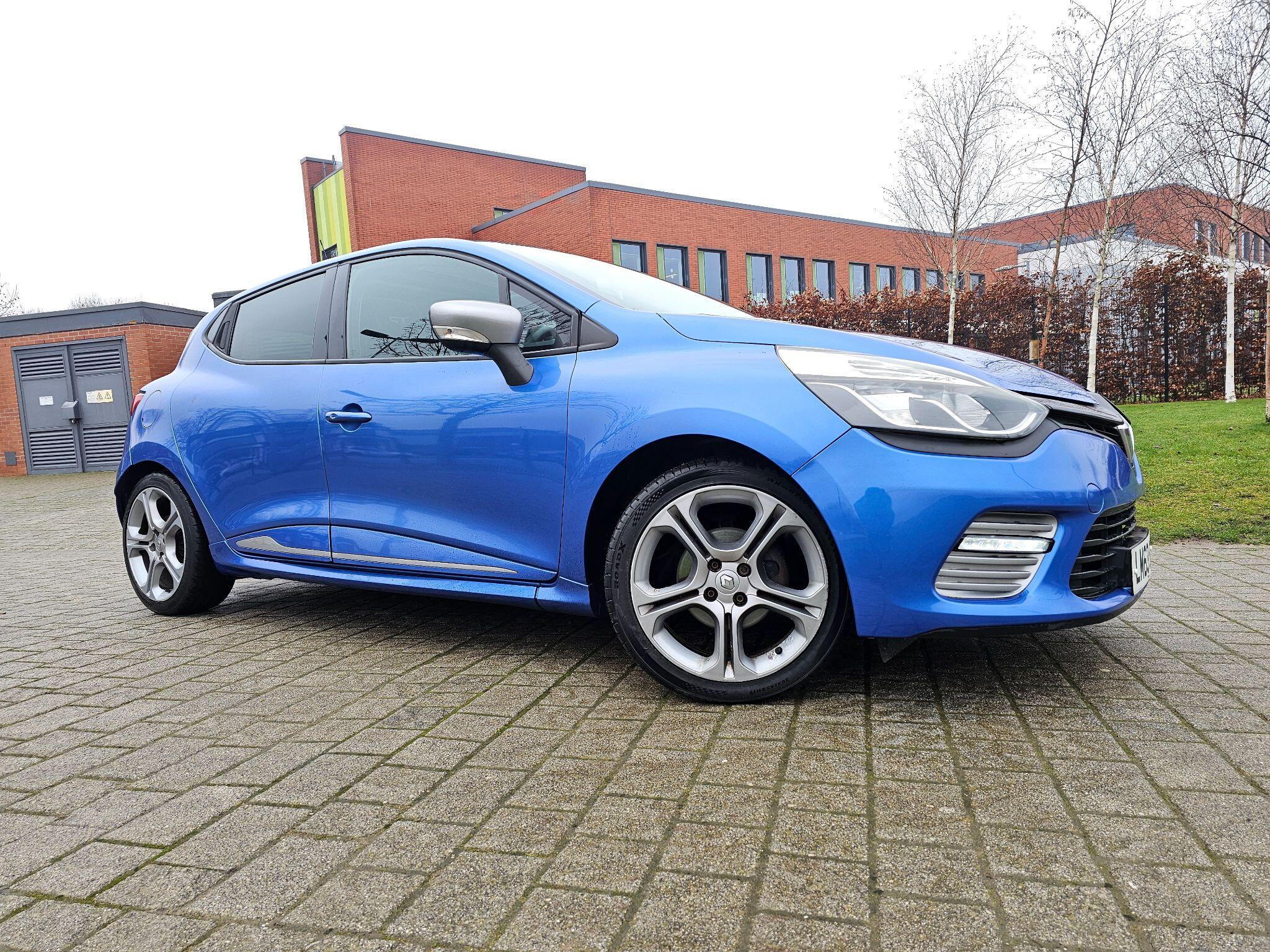 Renault Clio - Image 7