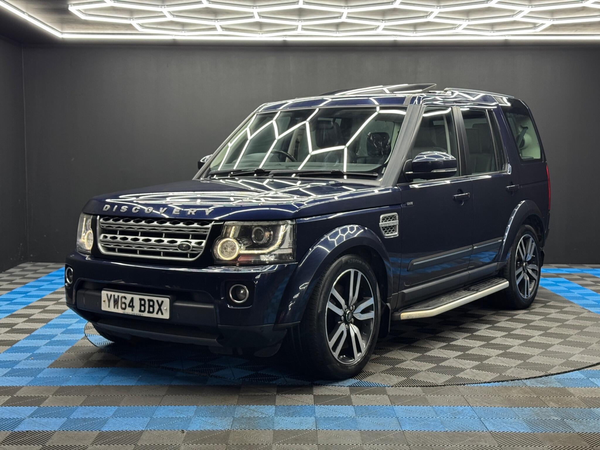 Land Rover DISCOVERY 4 - Image 3