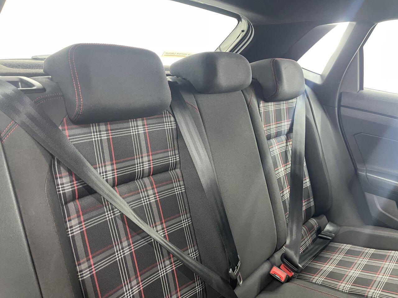 Volkswagen Polo - Image 25