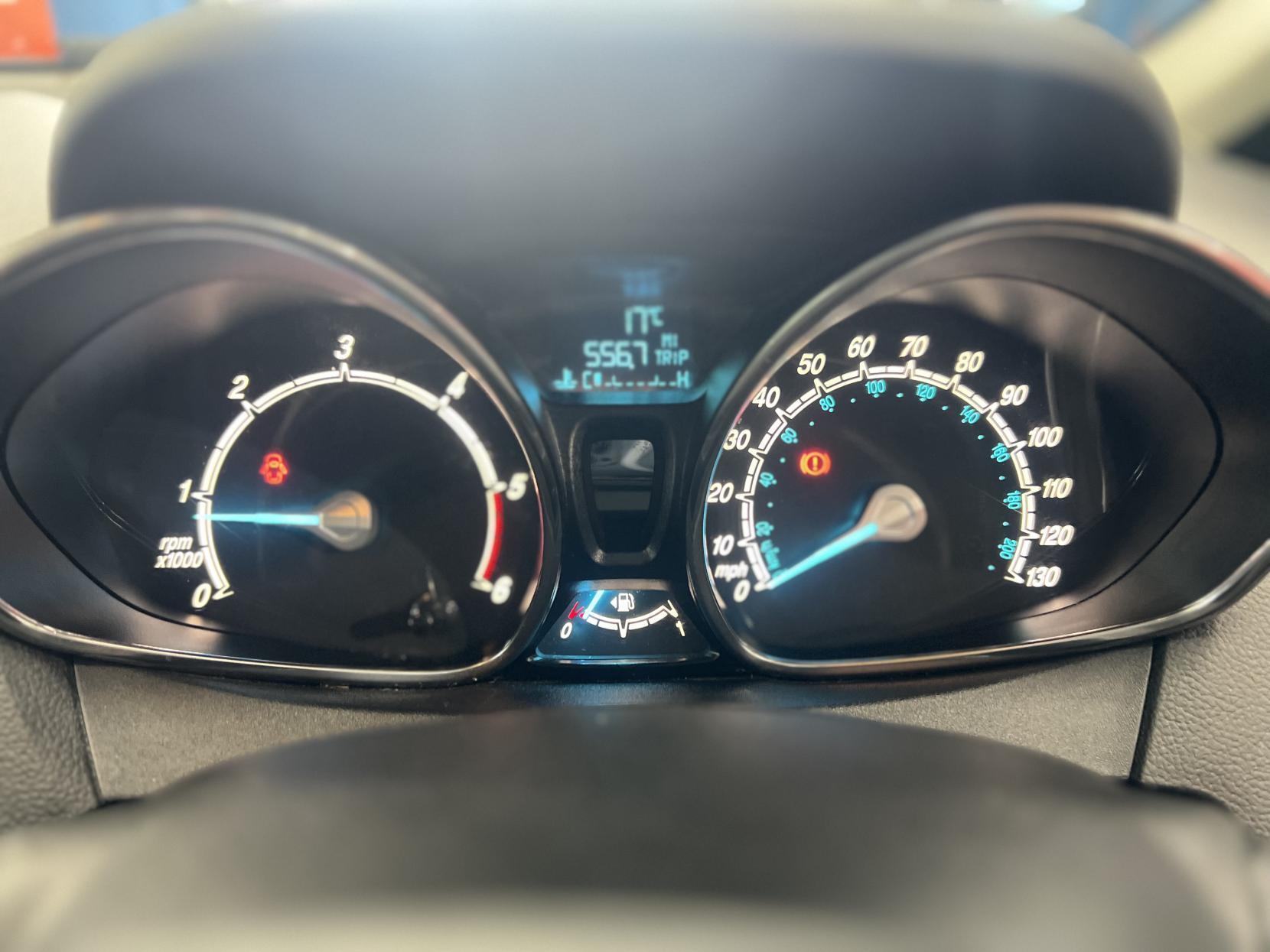 Ford B-Max - Image 15