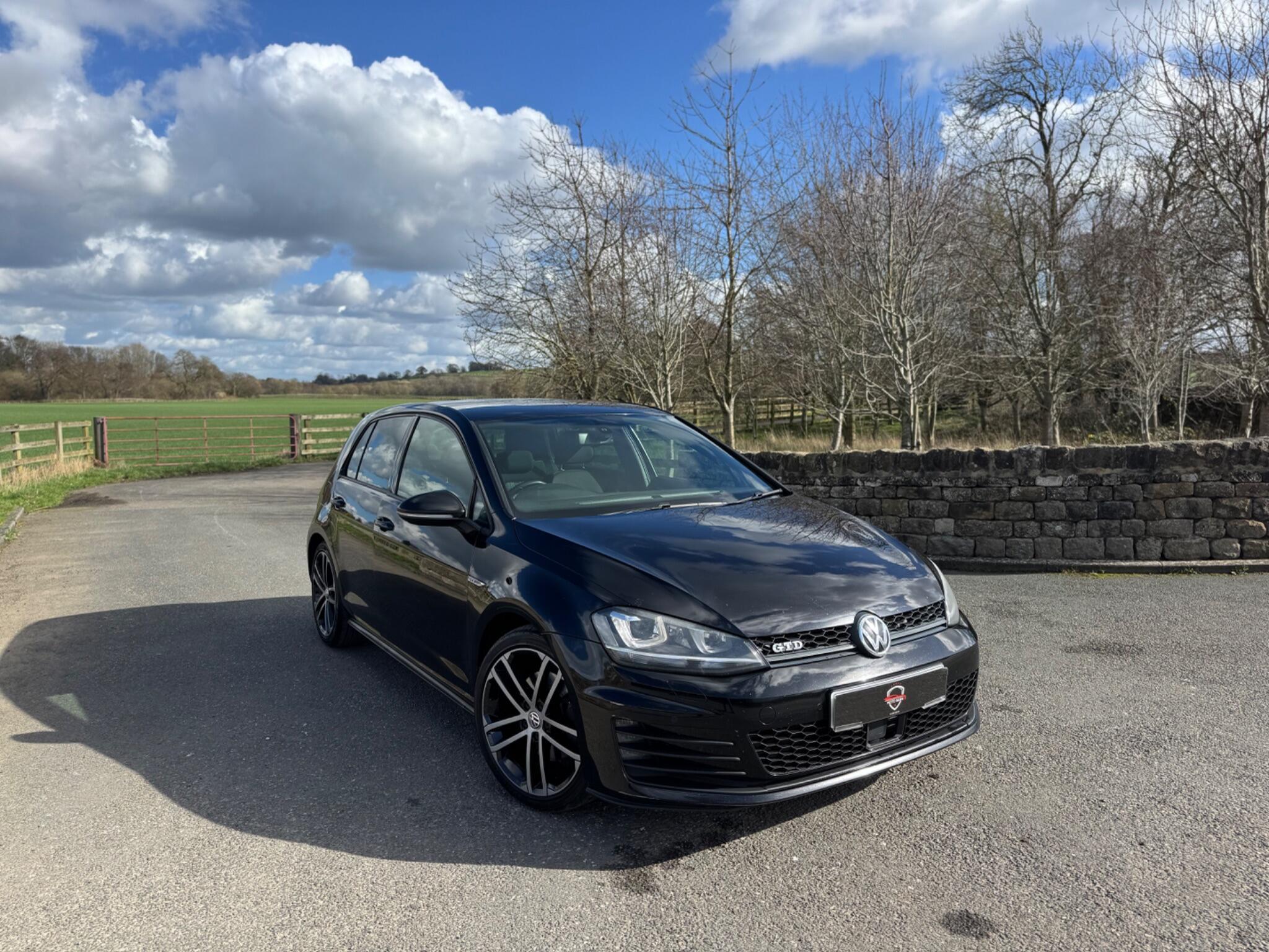 Volkswagen Golf - Image 6