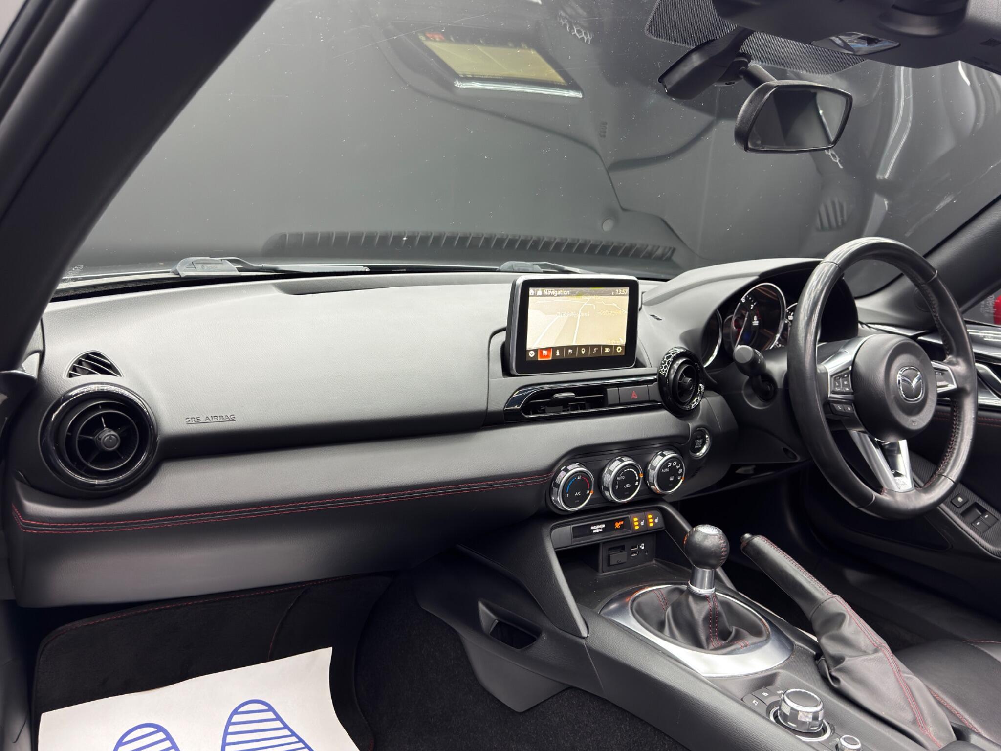 Mazda MX-5 - Image 11