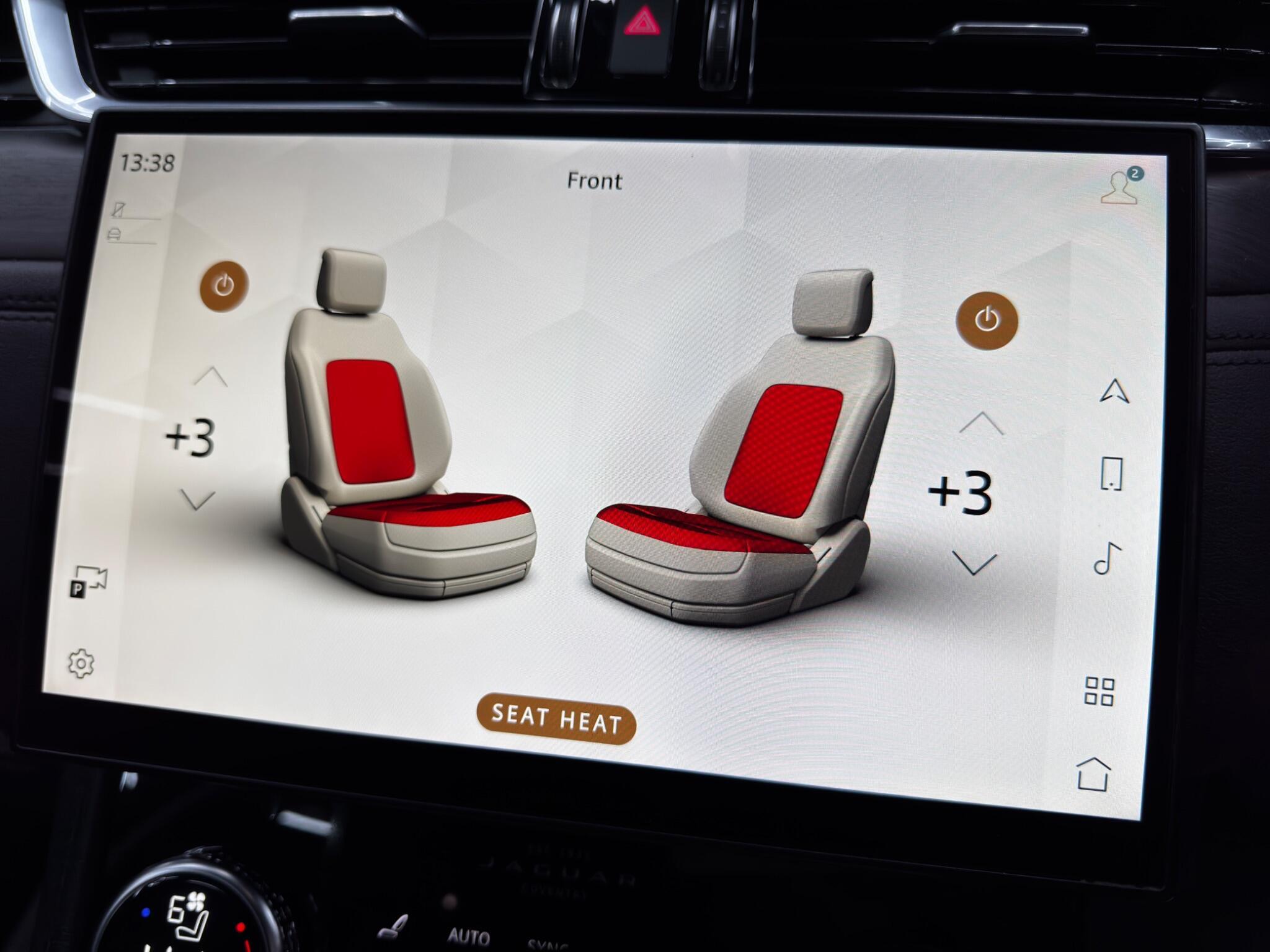 Jaguar F-Pace - Image 36