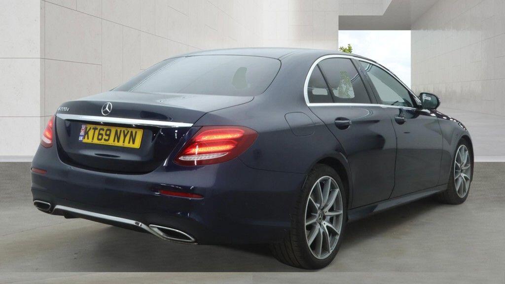 Mercedes-benz E-CLASS - Image 7