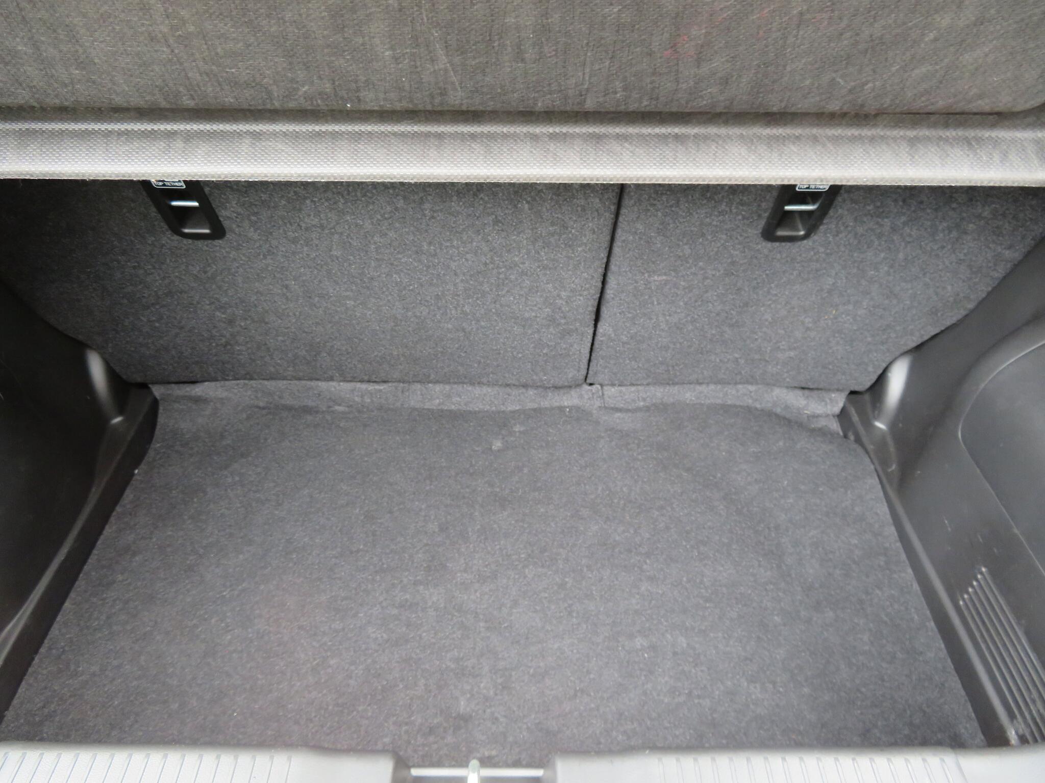 Suzuki Swift - Image 9