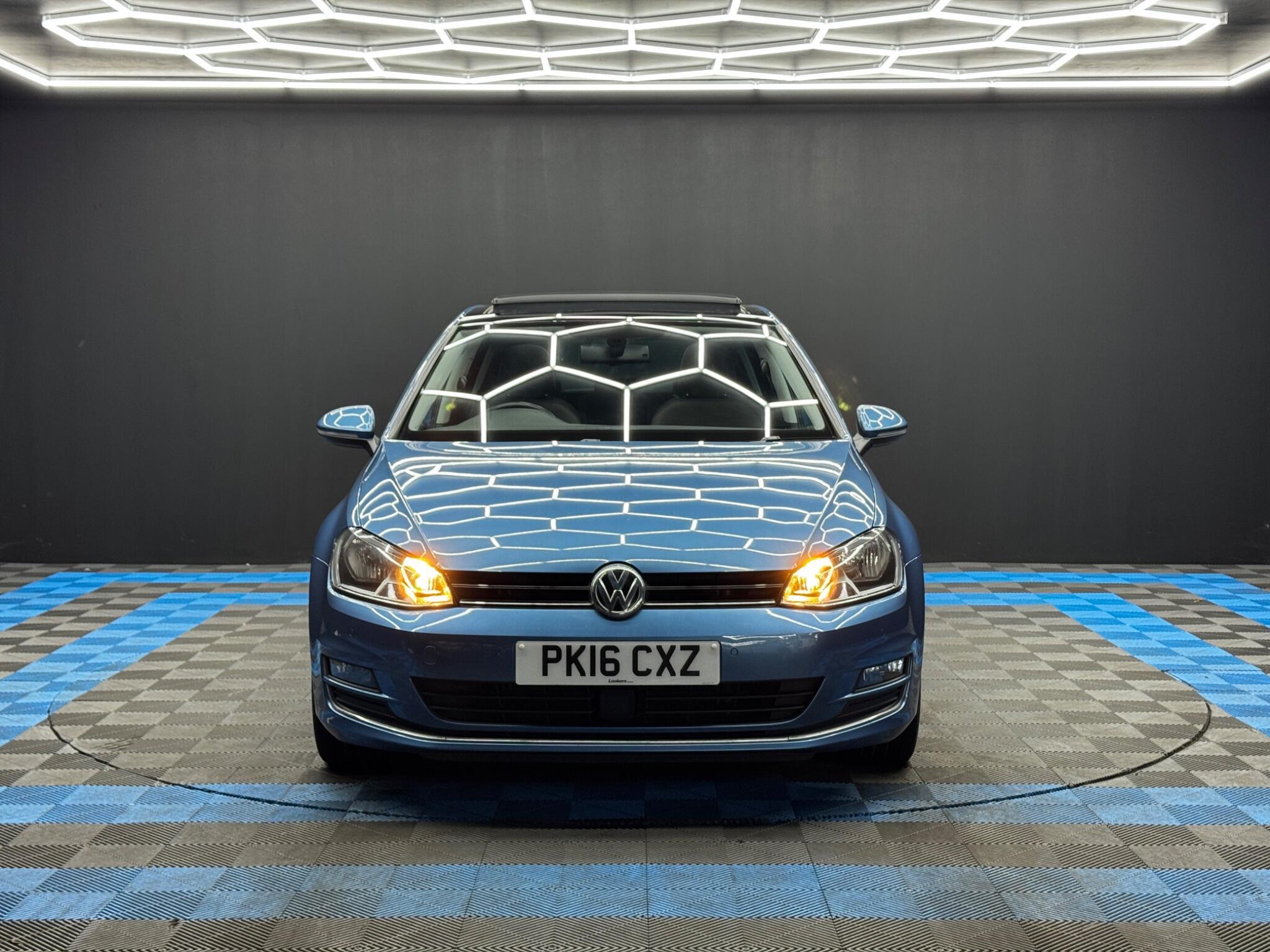 Volkswagen Golf - Image 2