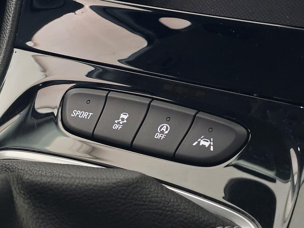 Vauxhall Astra - Image 23