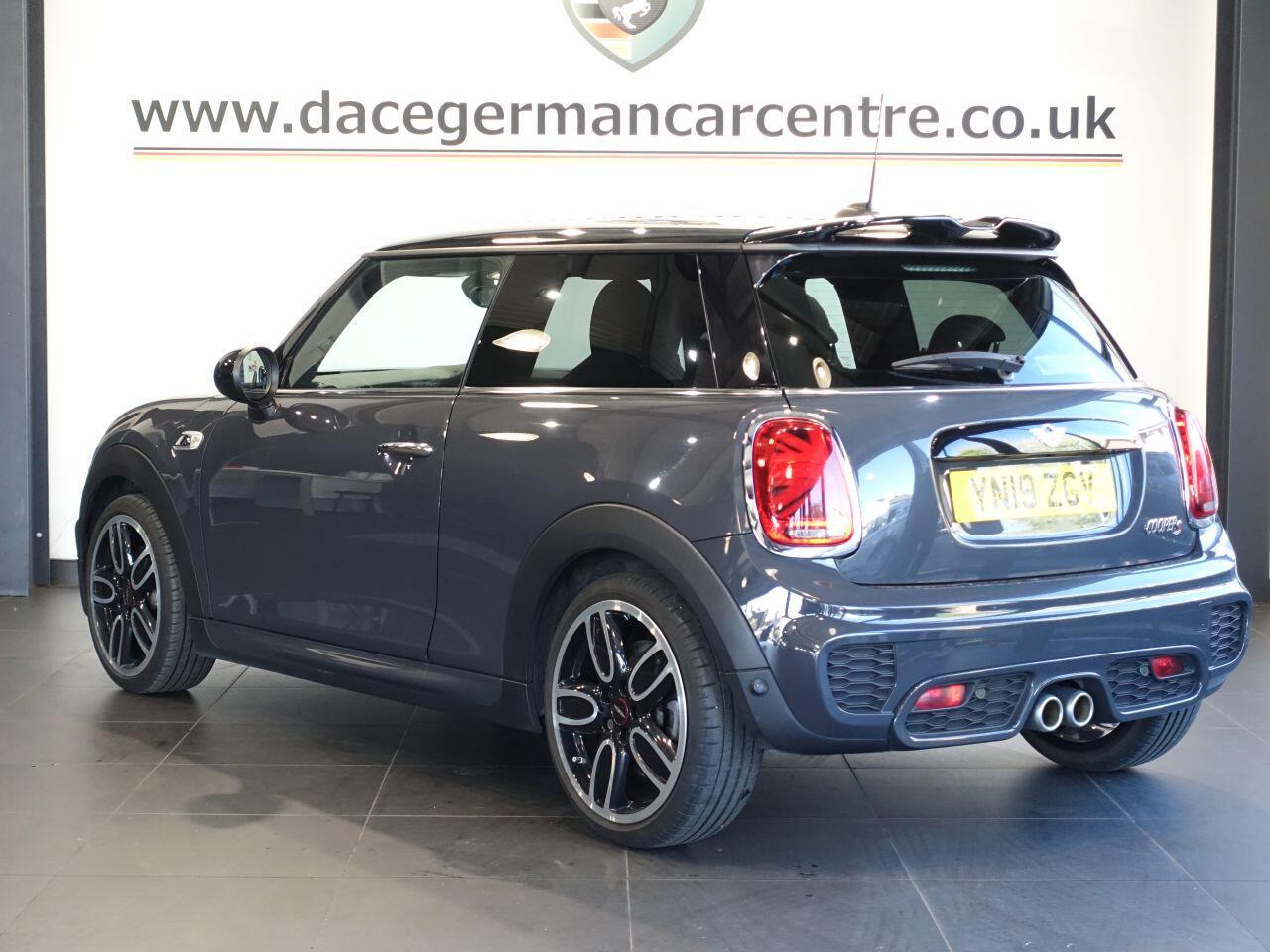 MINI Hatch - Image 7