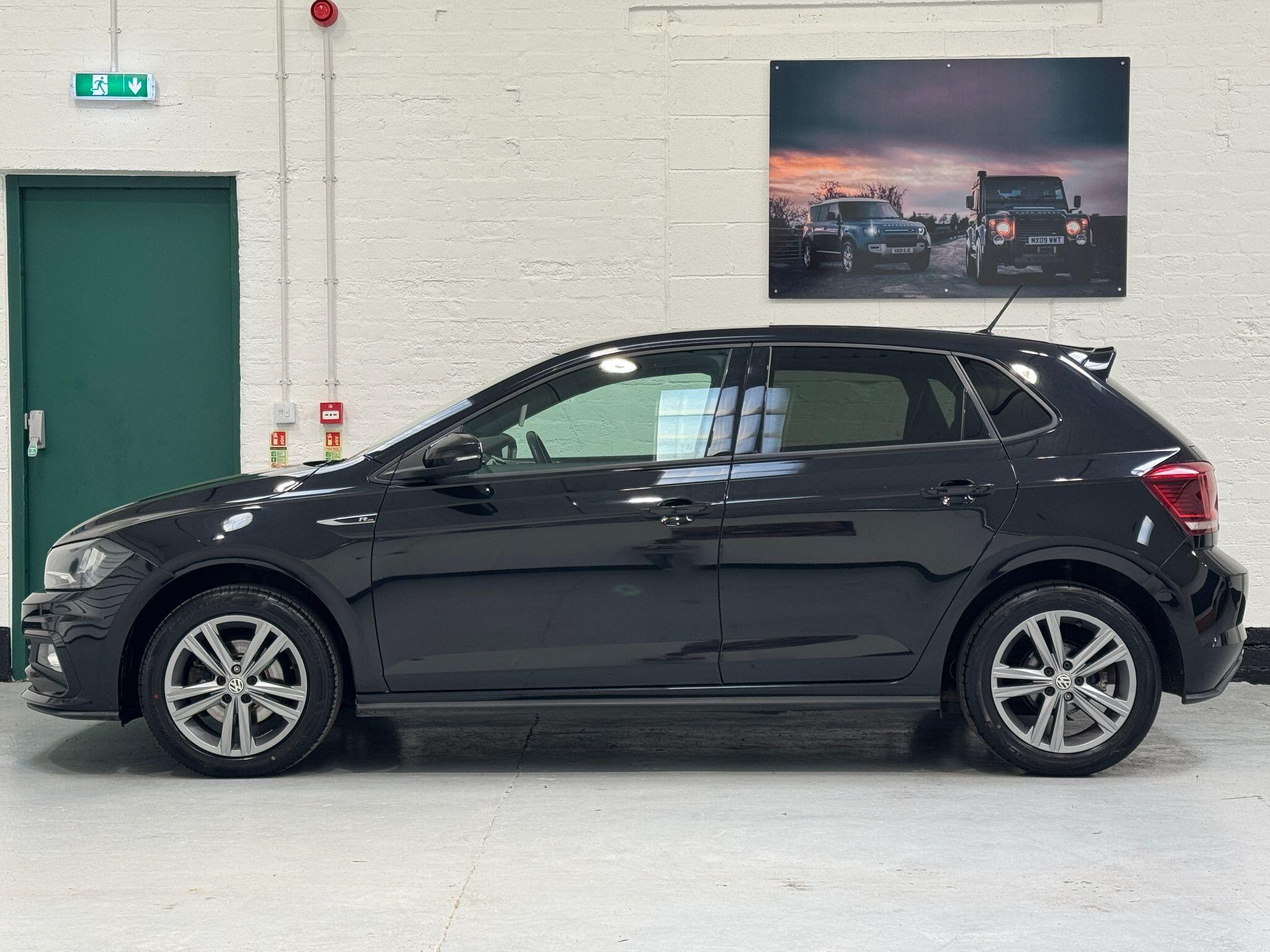 Volkswagen Polo - Image 10