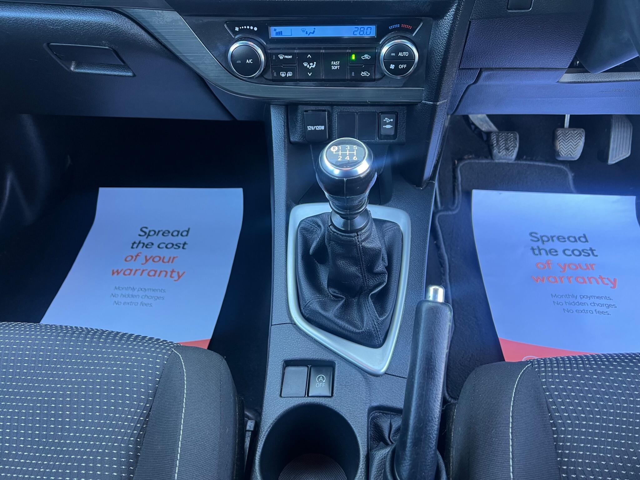 Toyota Auris - Image 21