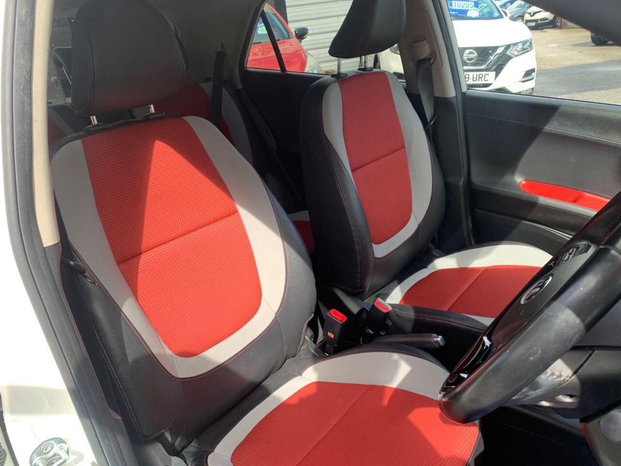 Kia Picanto - Image 11