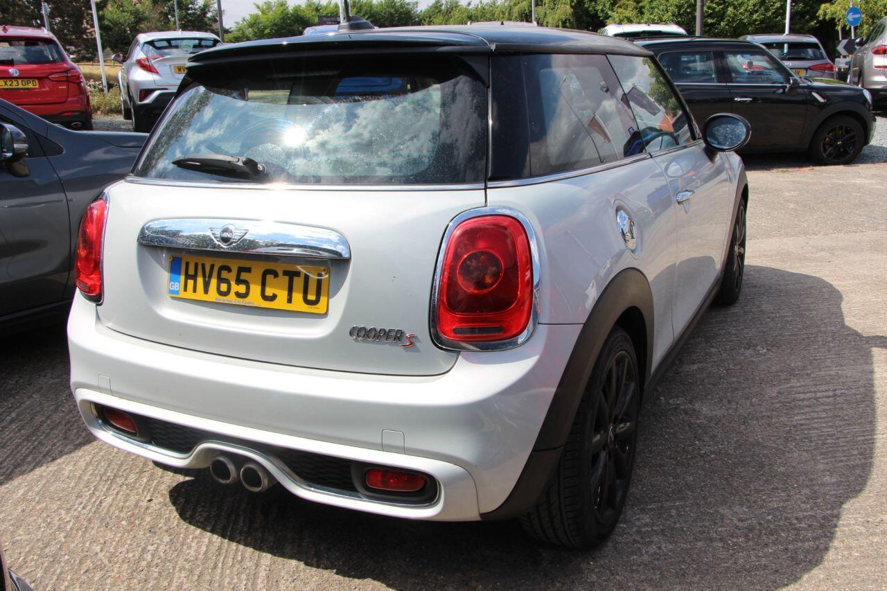 MINI Hatch - Image 5