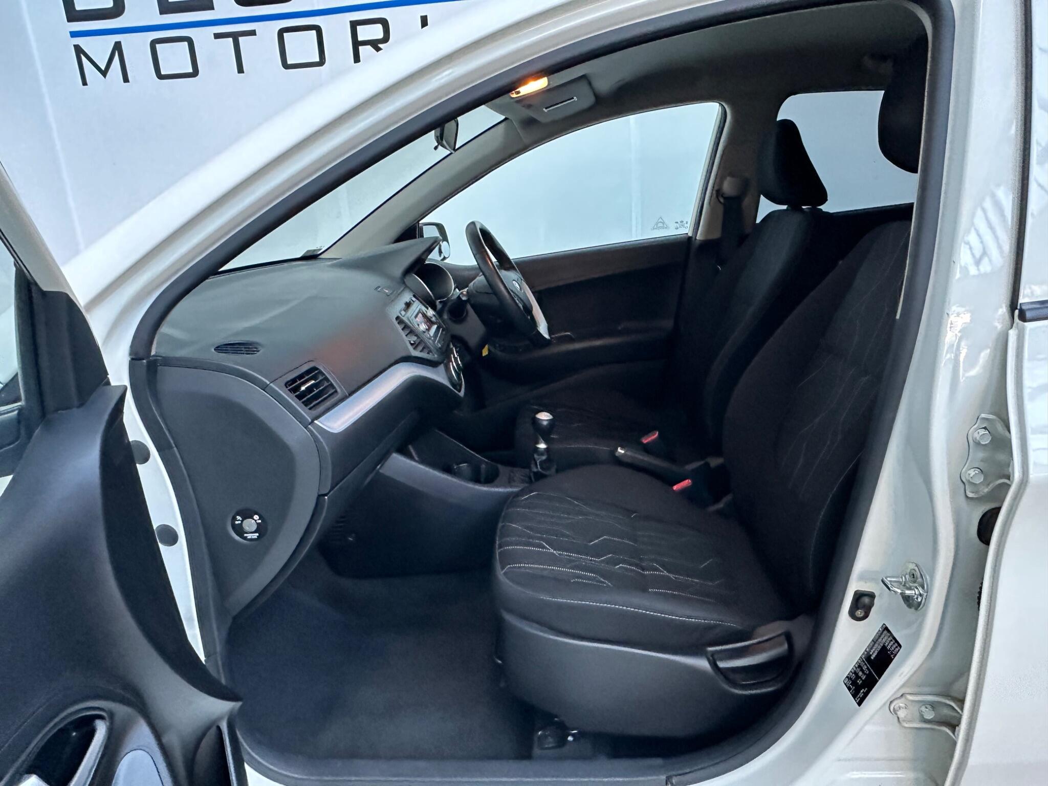 Kia Picanto - Image 11