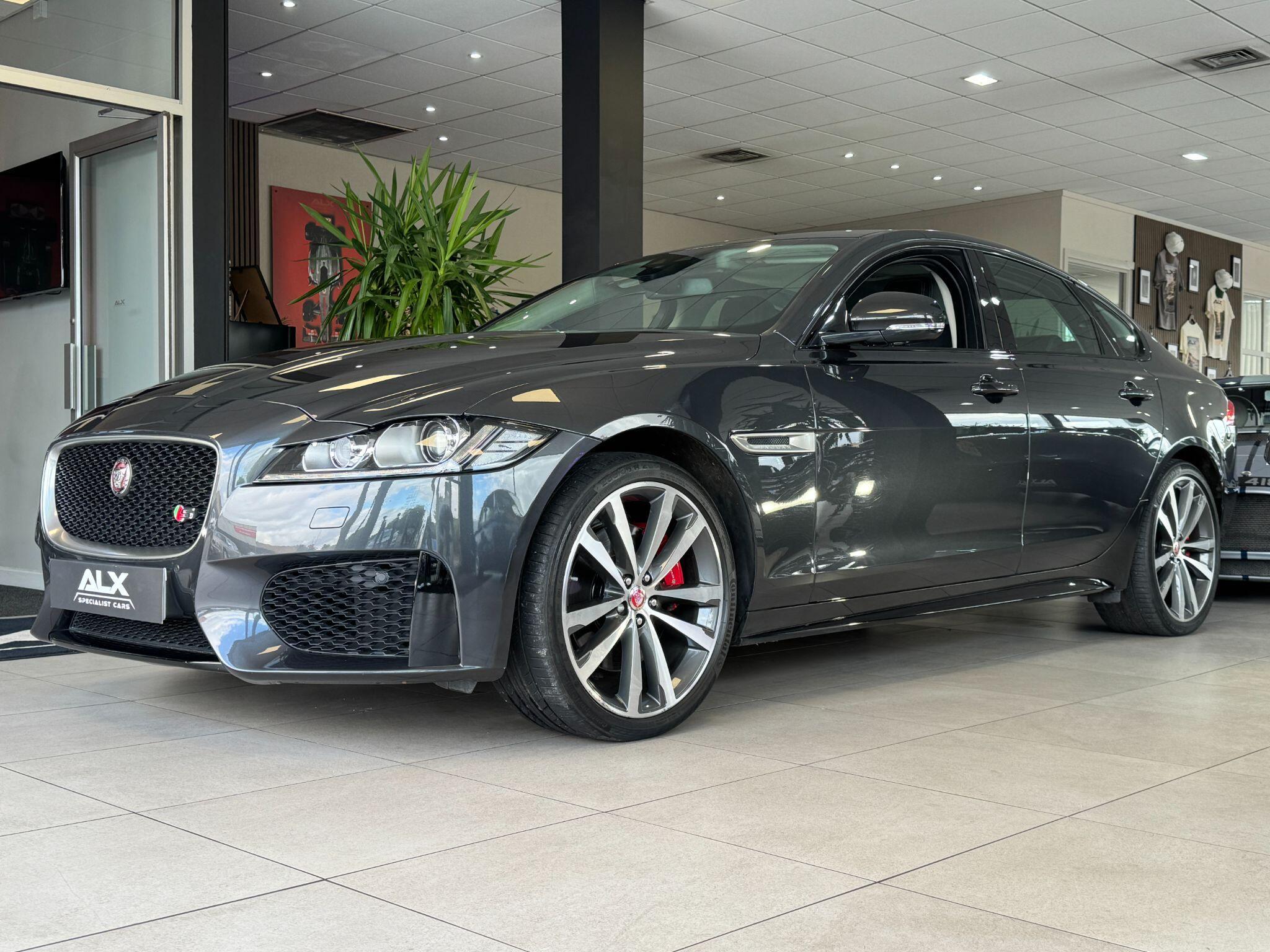 Jaguar XF - Image 13