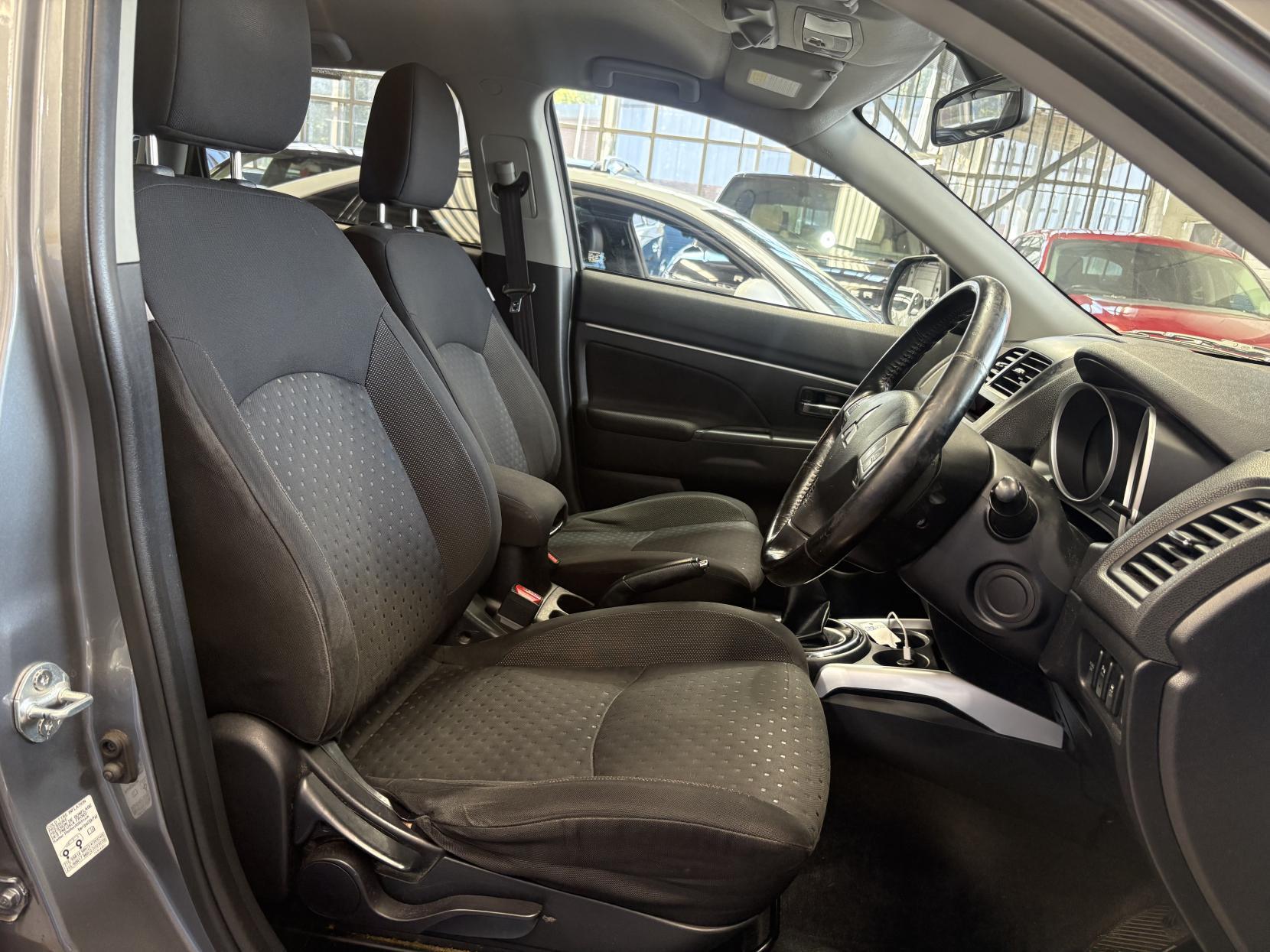 Mitsubishi ASX - Image 17