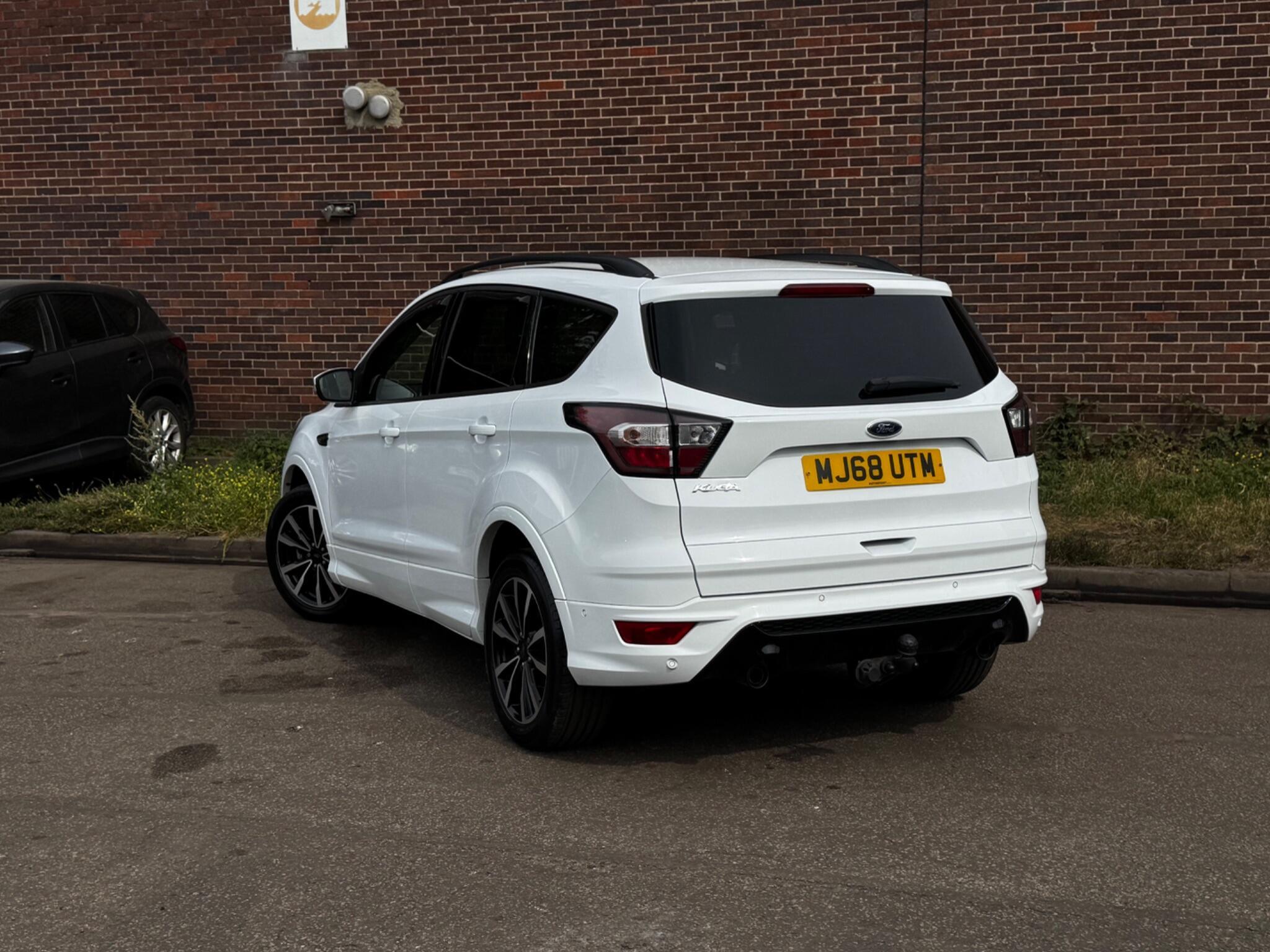 Ford Kuga - Image 12