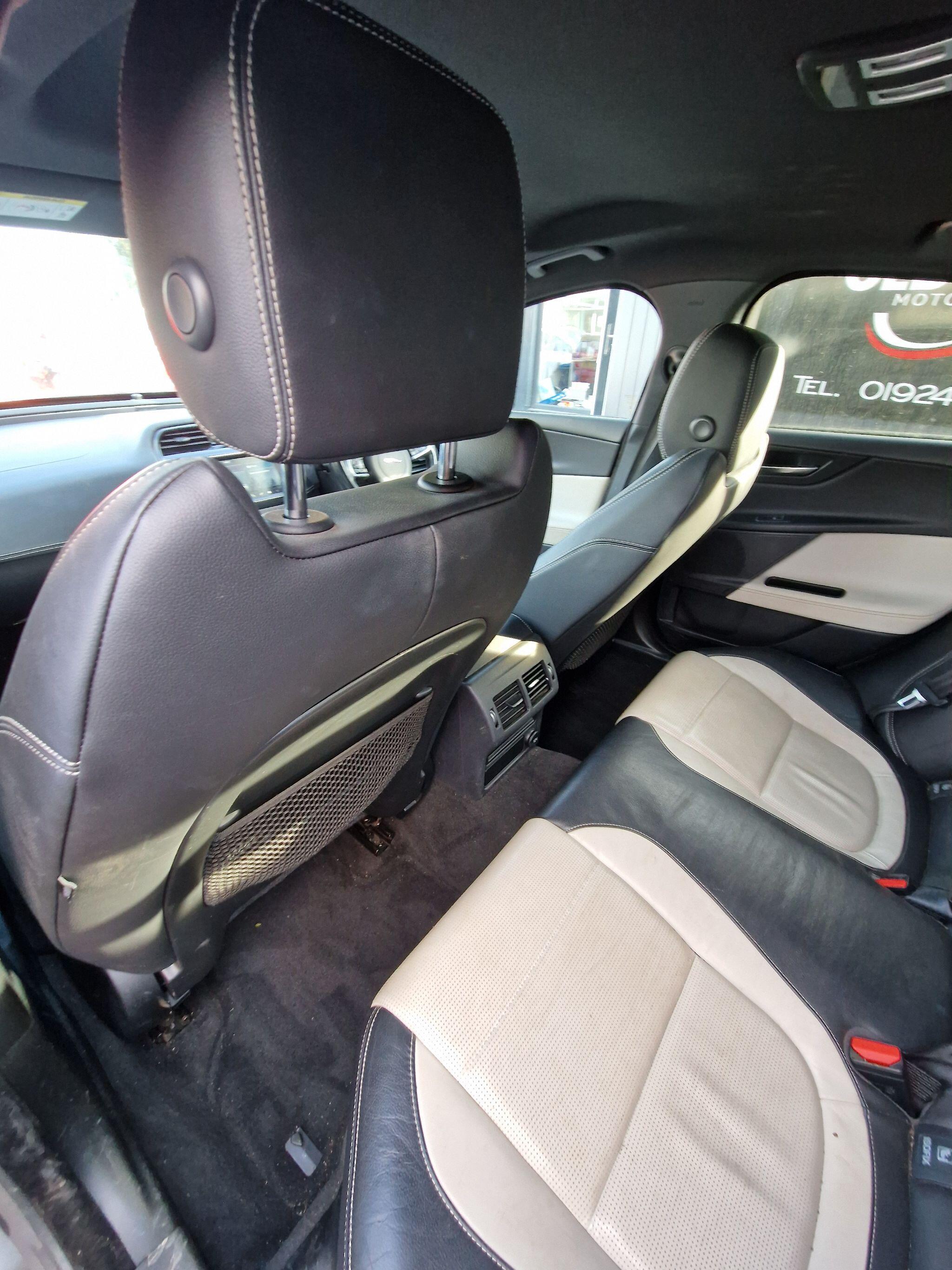 Jaguar XE - Image 40