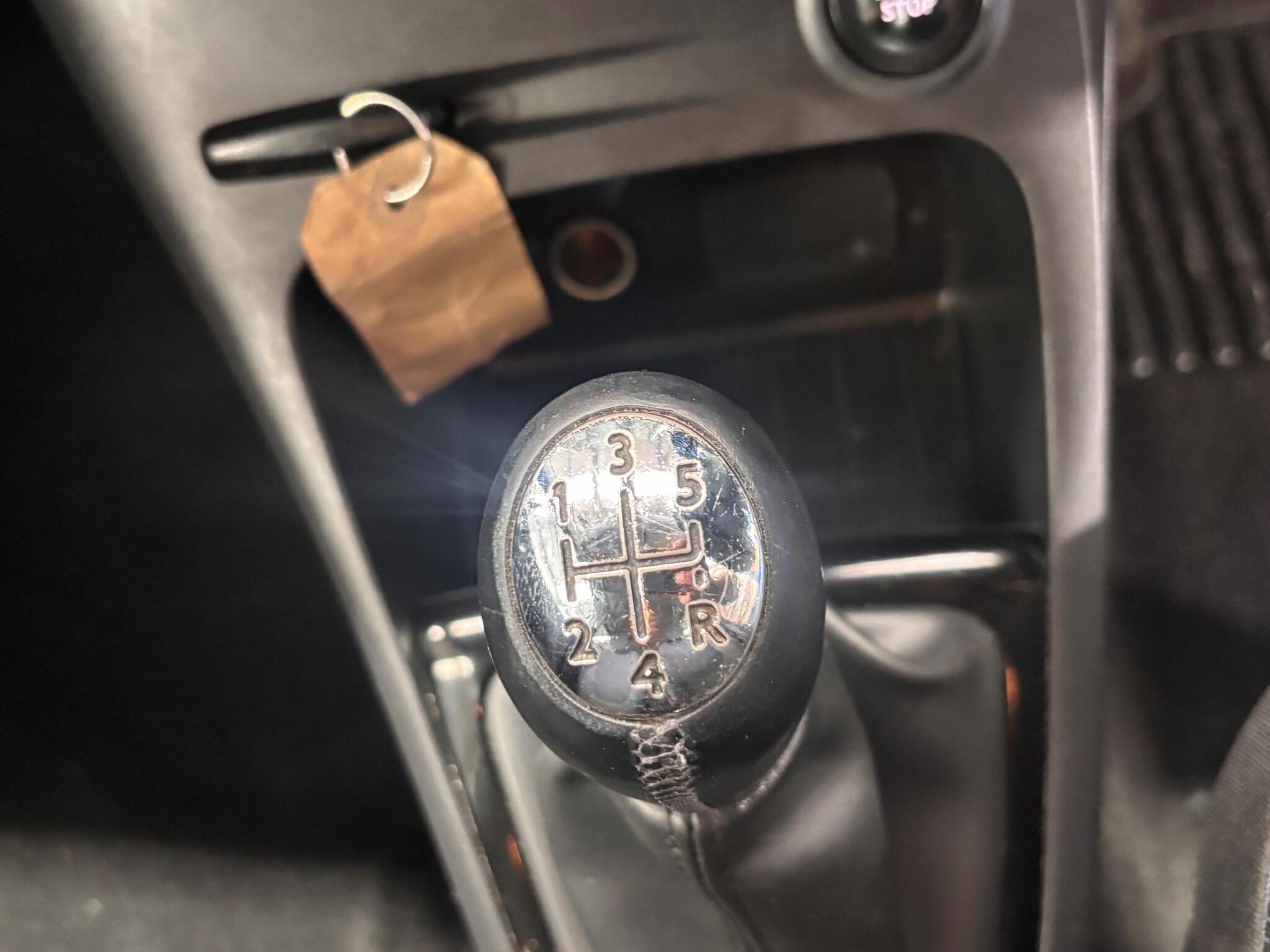 Renault Captur - Image 18