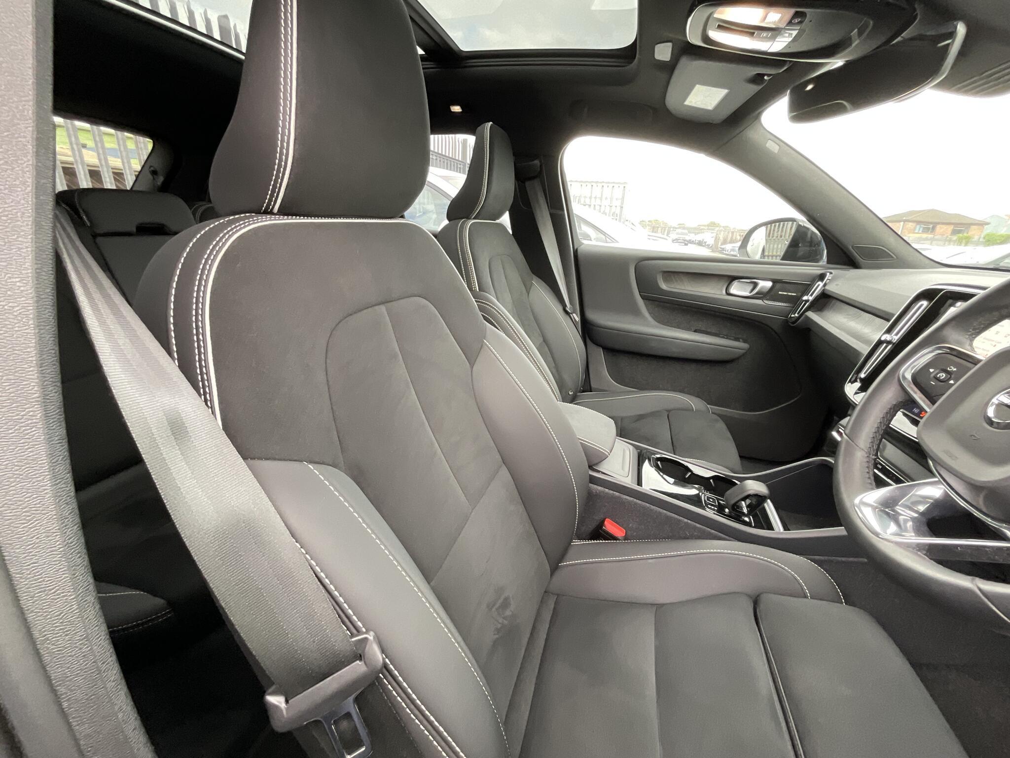 Volvo XC40 - Image 8
