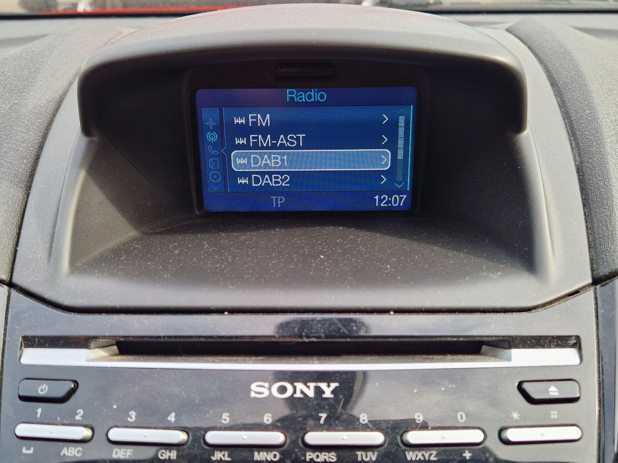 Ford Fiesta - Image 47