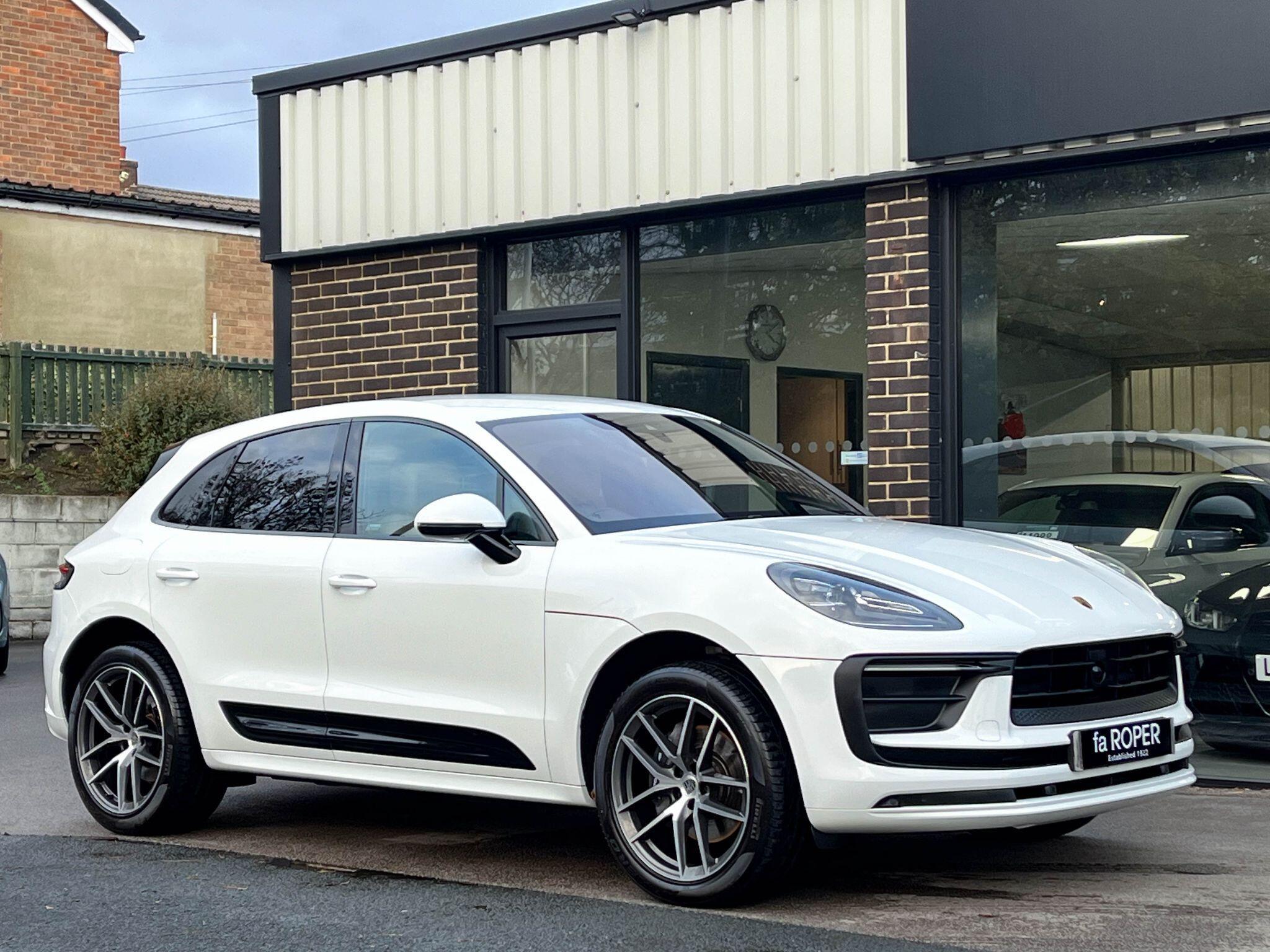 Porsche Macan - Image 18