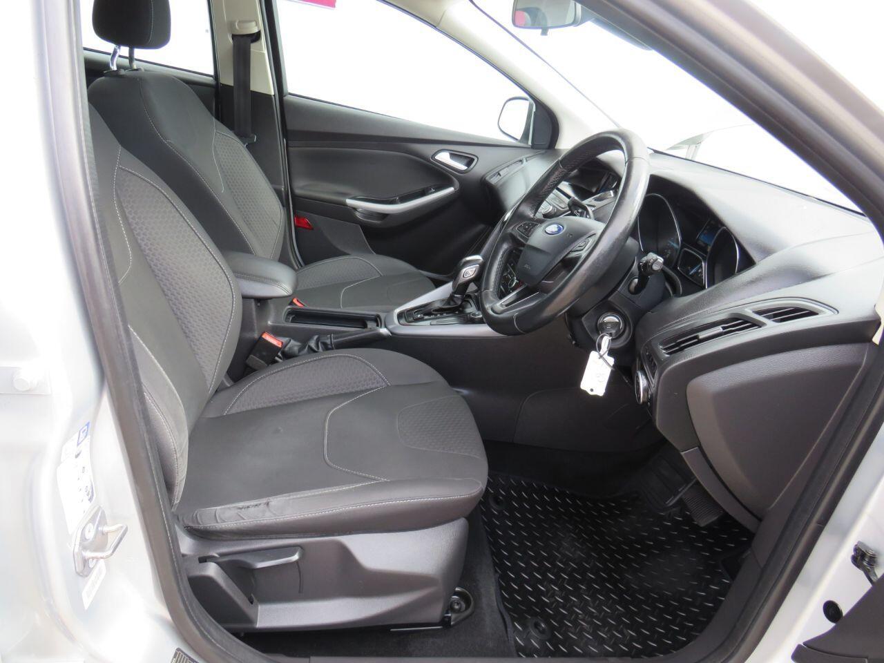 Ford Focus - Image 7