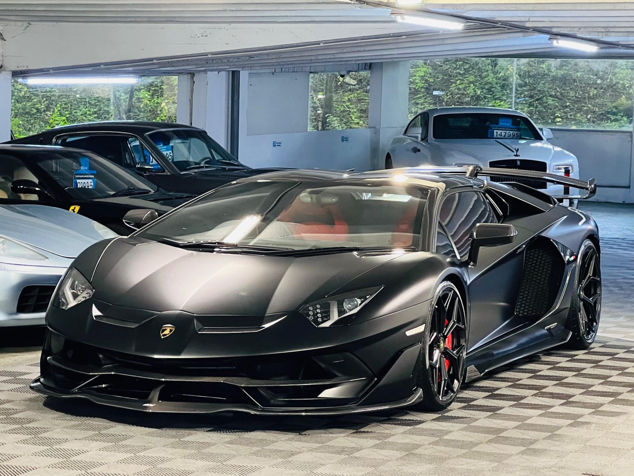 Lamborghini Aventador - Image 17