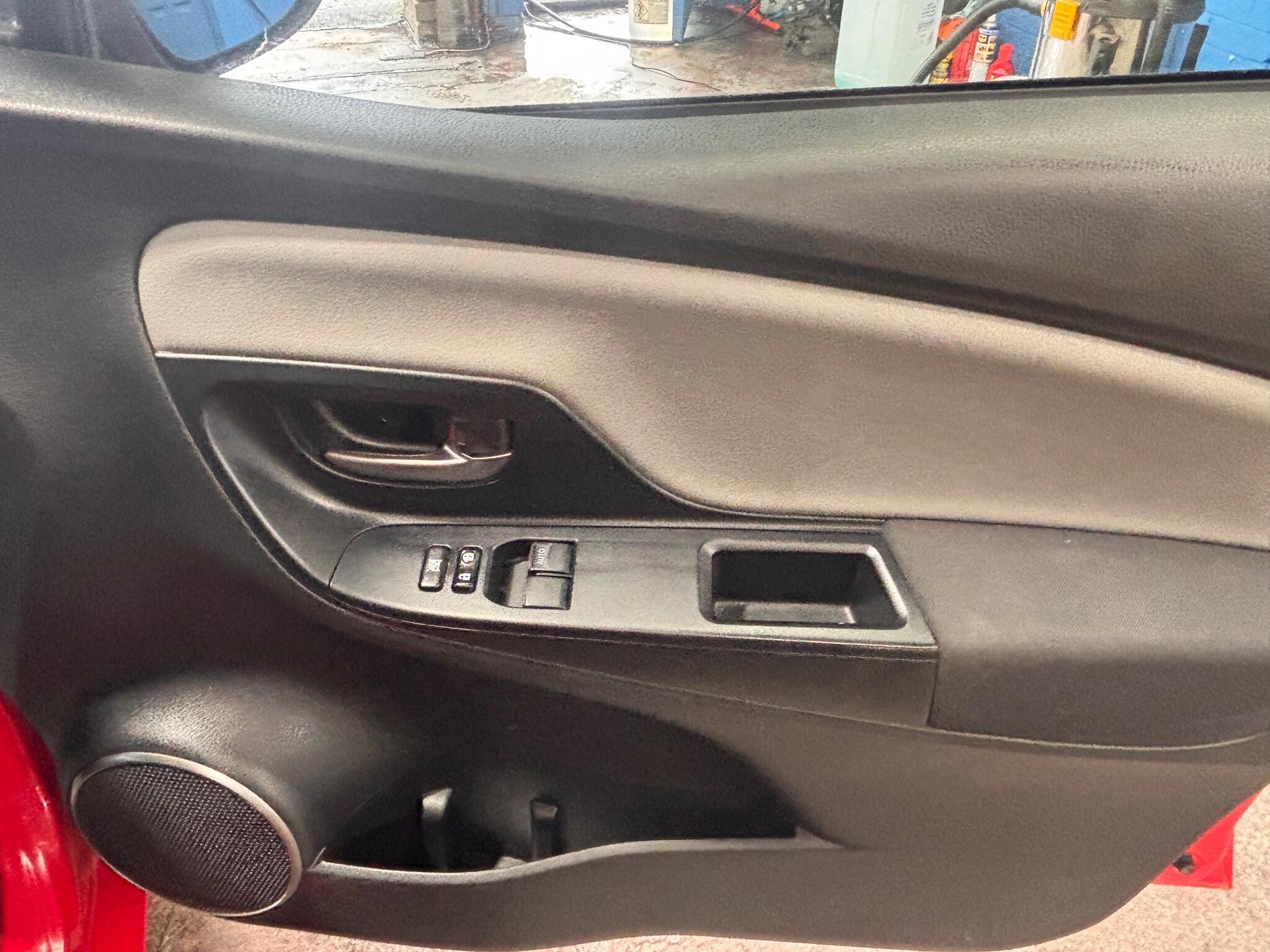 Toyota Yaris - Image 15