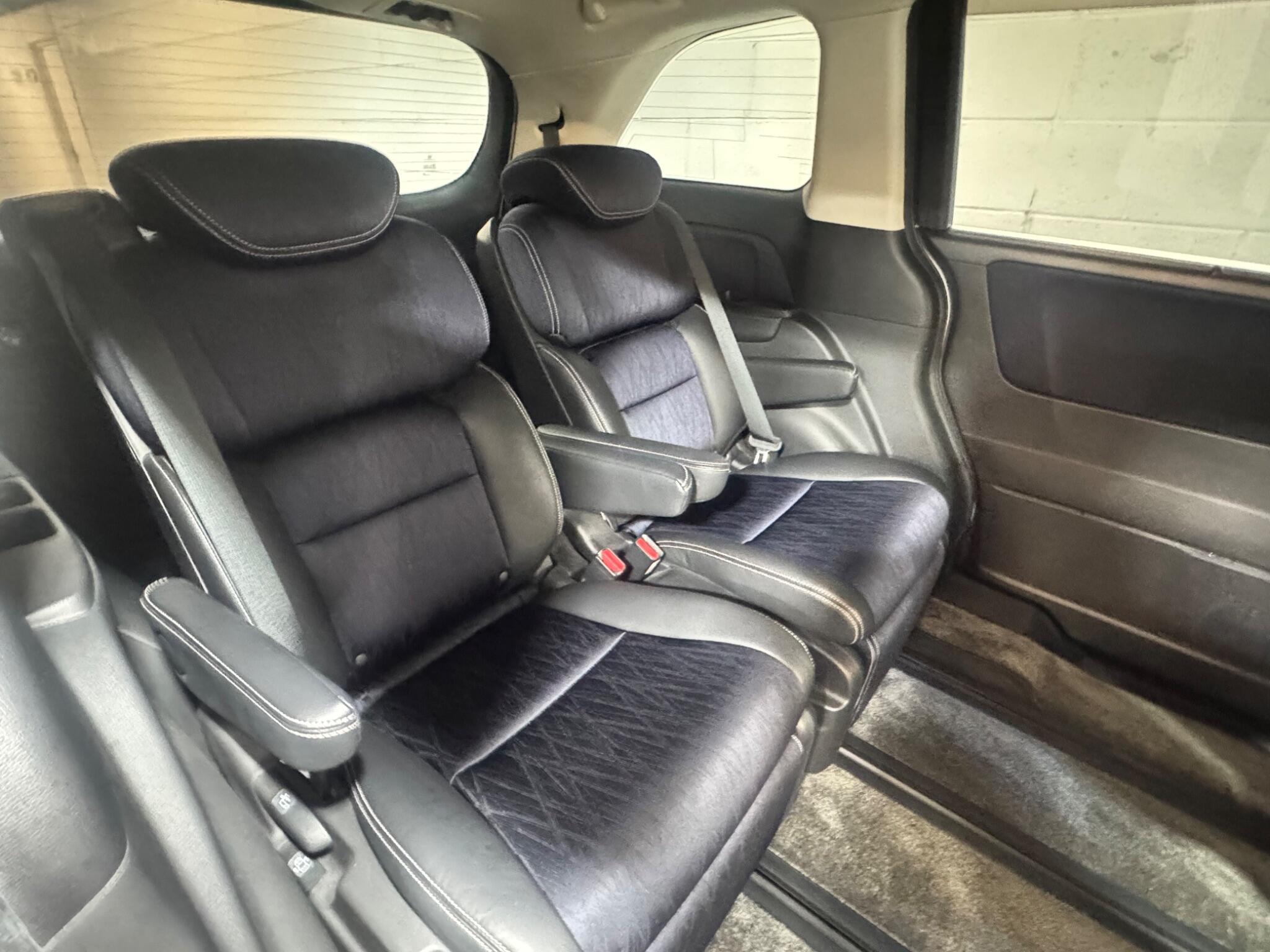 Honda Odyssey - Image 12