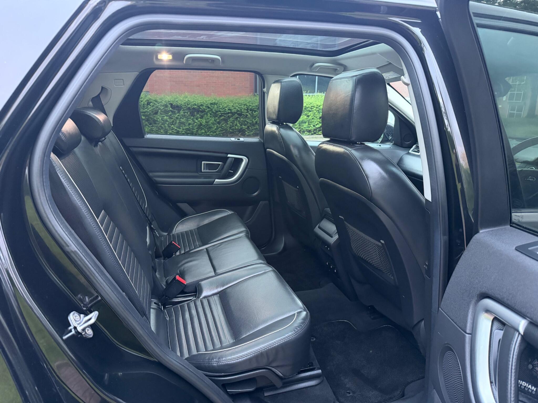 Land Rover DISCOVERY SPORT - Image 36