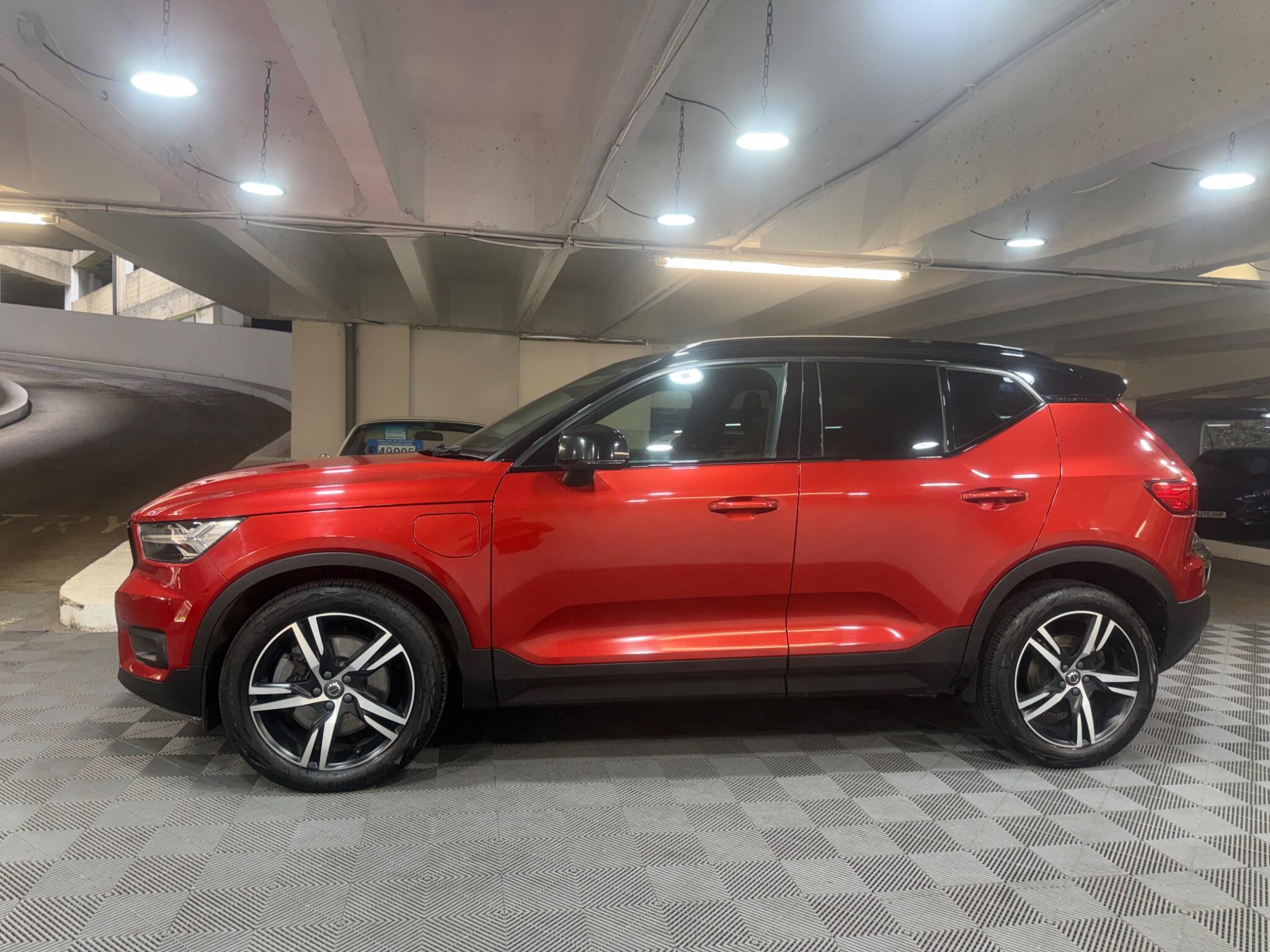 Volvo XC40 - Image 2