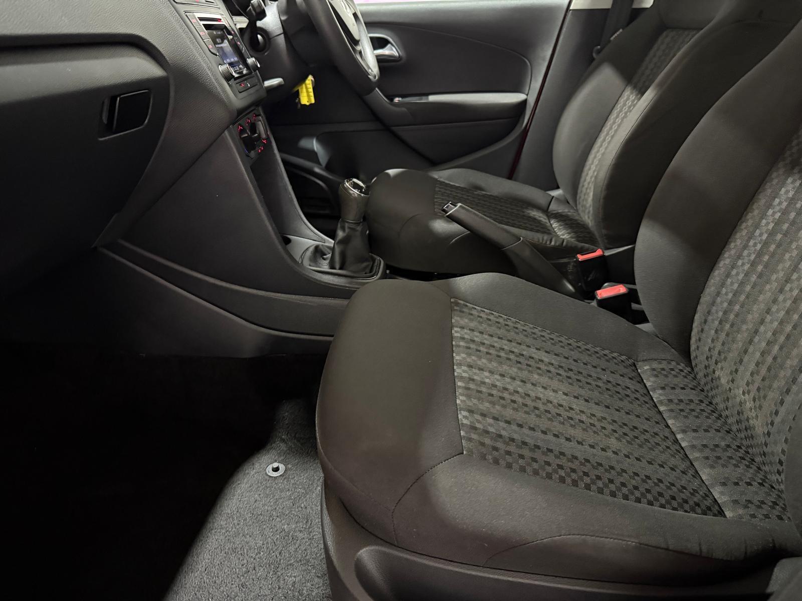 Volkswagen Polo - Image 31