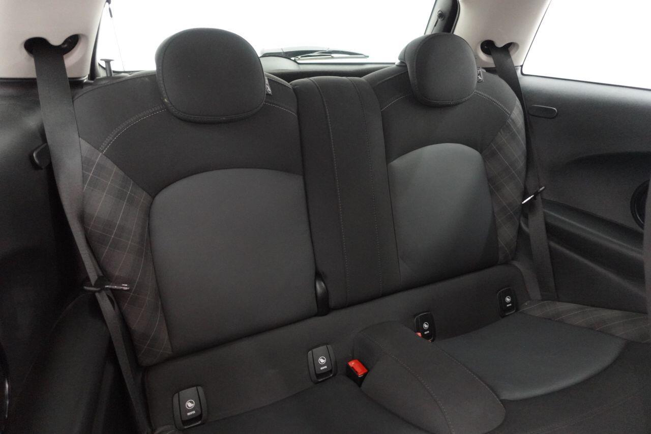 MINI Hatch - Image 15
