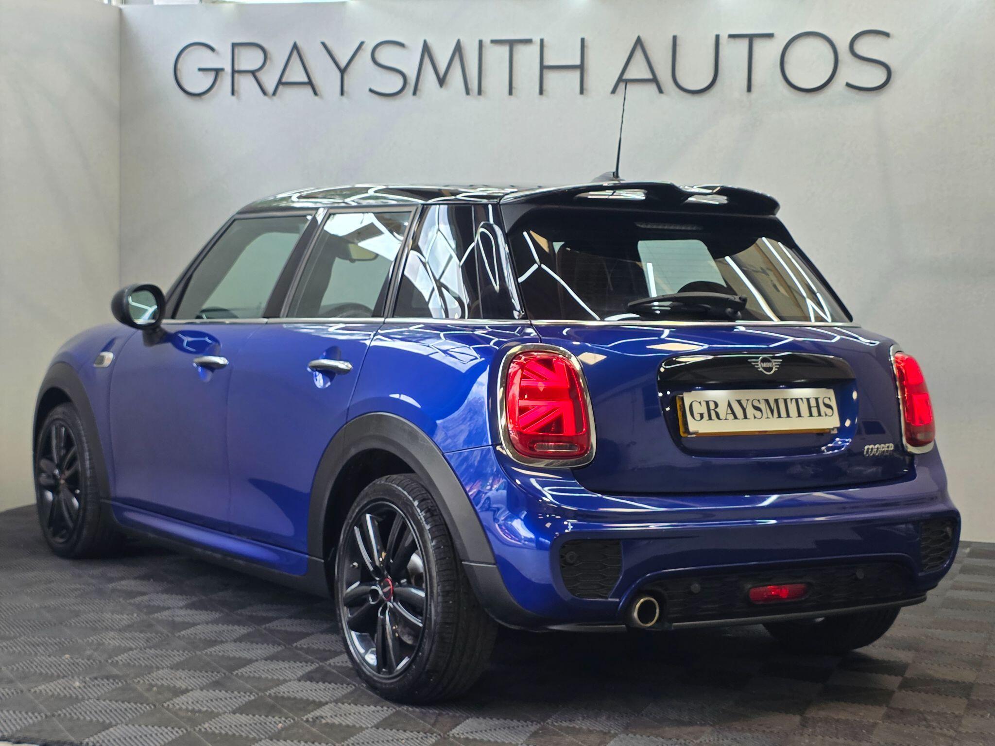 MINI Hatch - Image 3