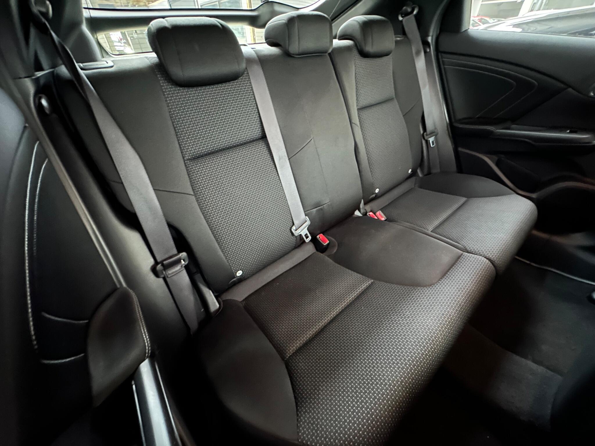 Honda Civic - Image 9