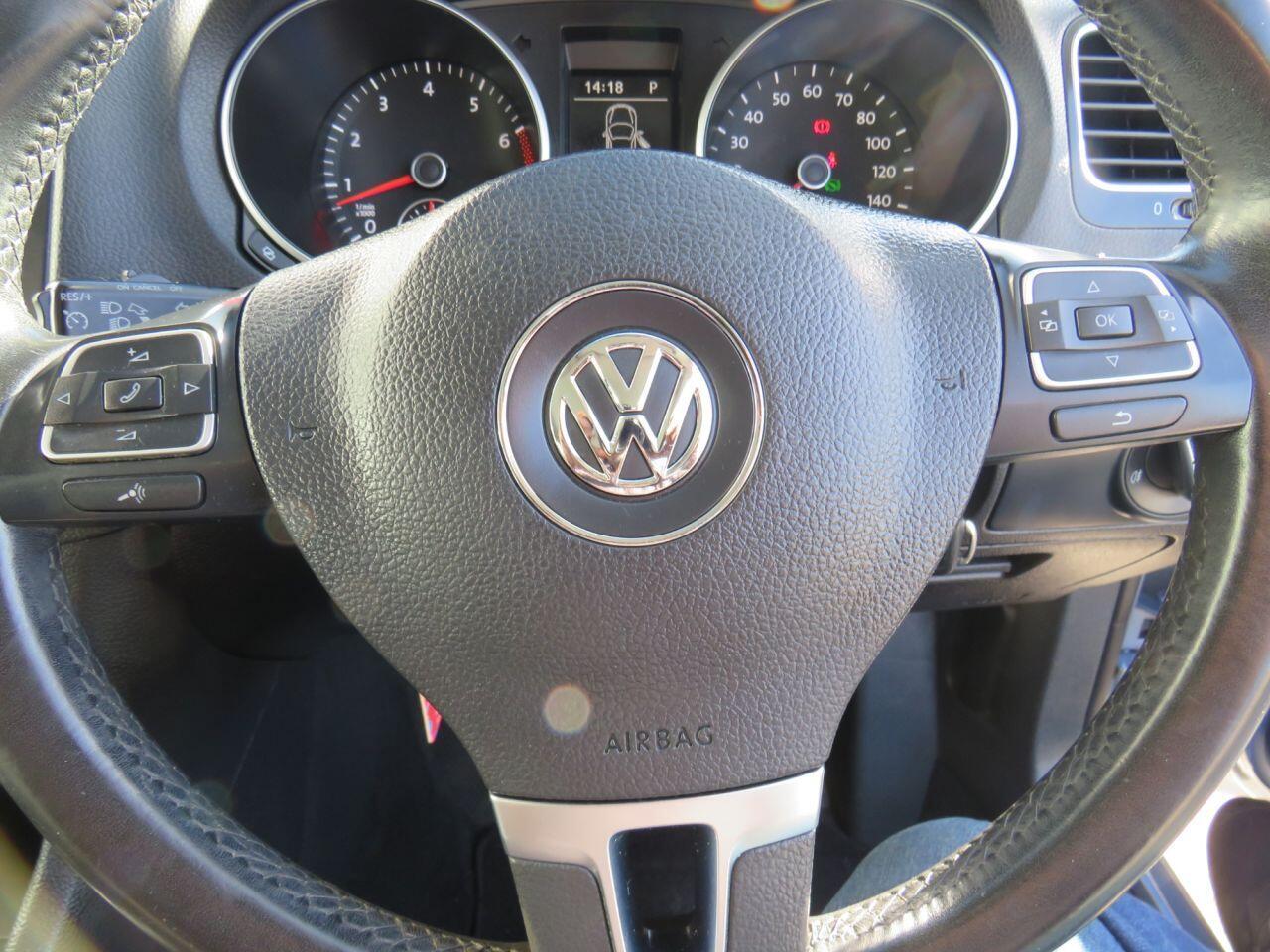Volkswagen Golf - Image 15