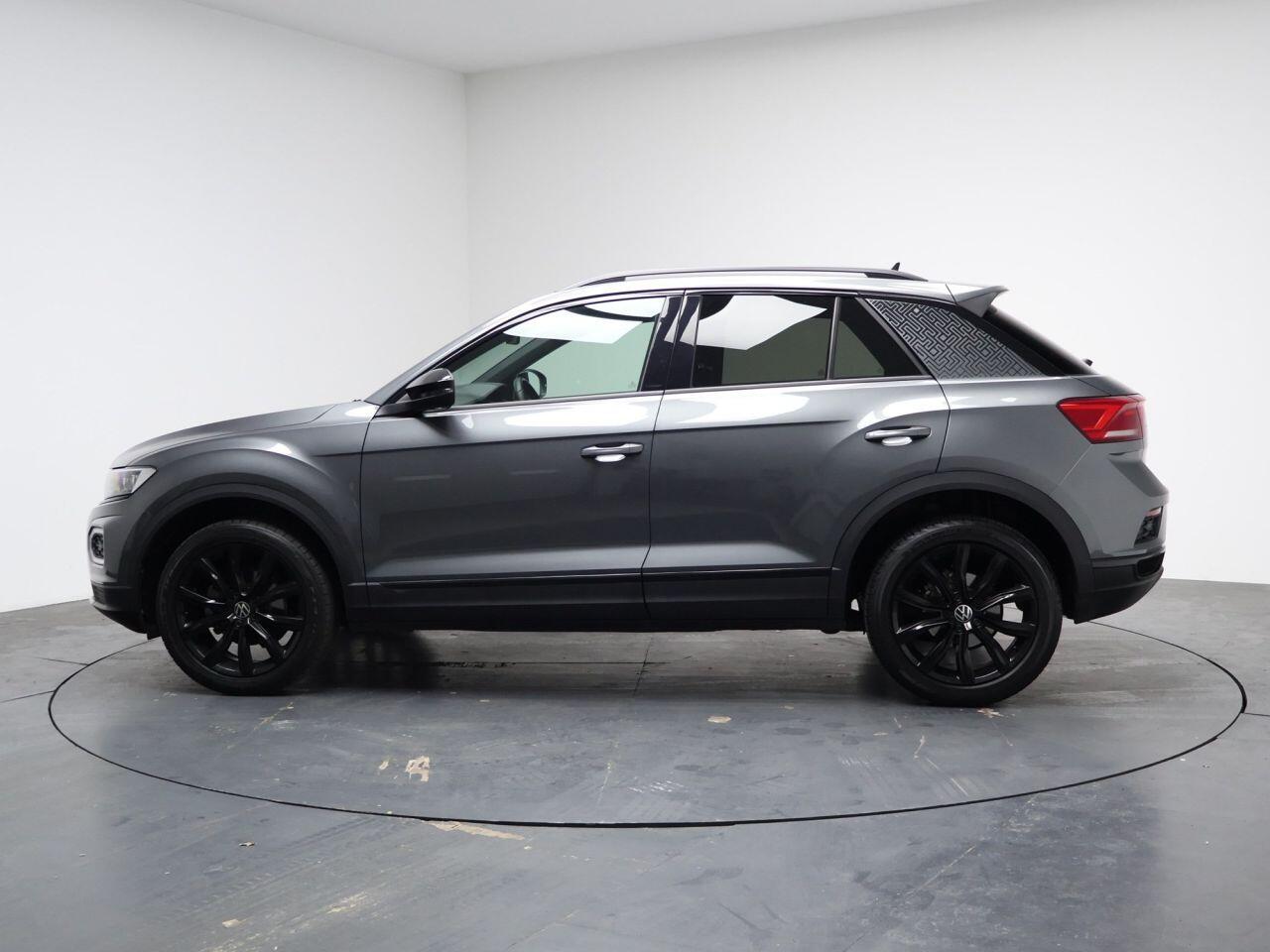 Volkswagen T-Roc - Image 8