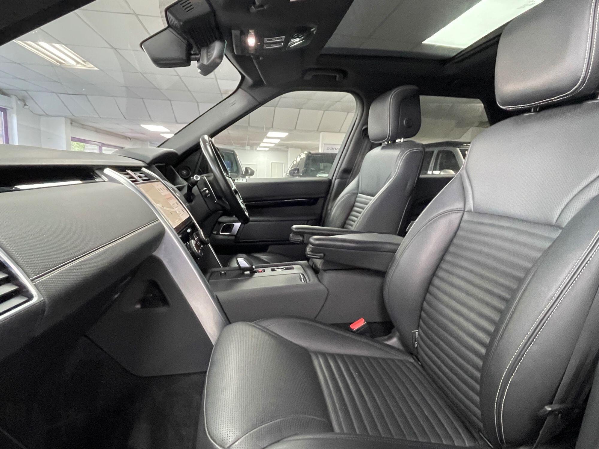 Land Rover Discovery - Image 32