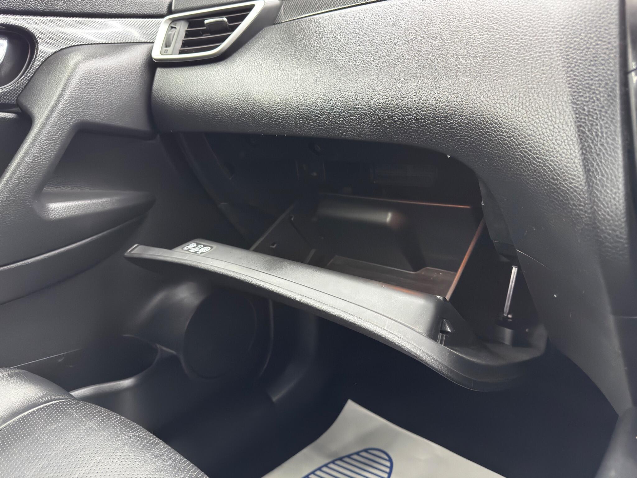 Nissan X-Trail - Image 35