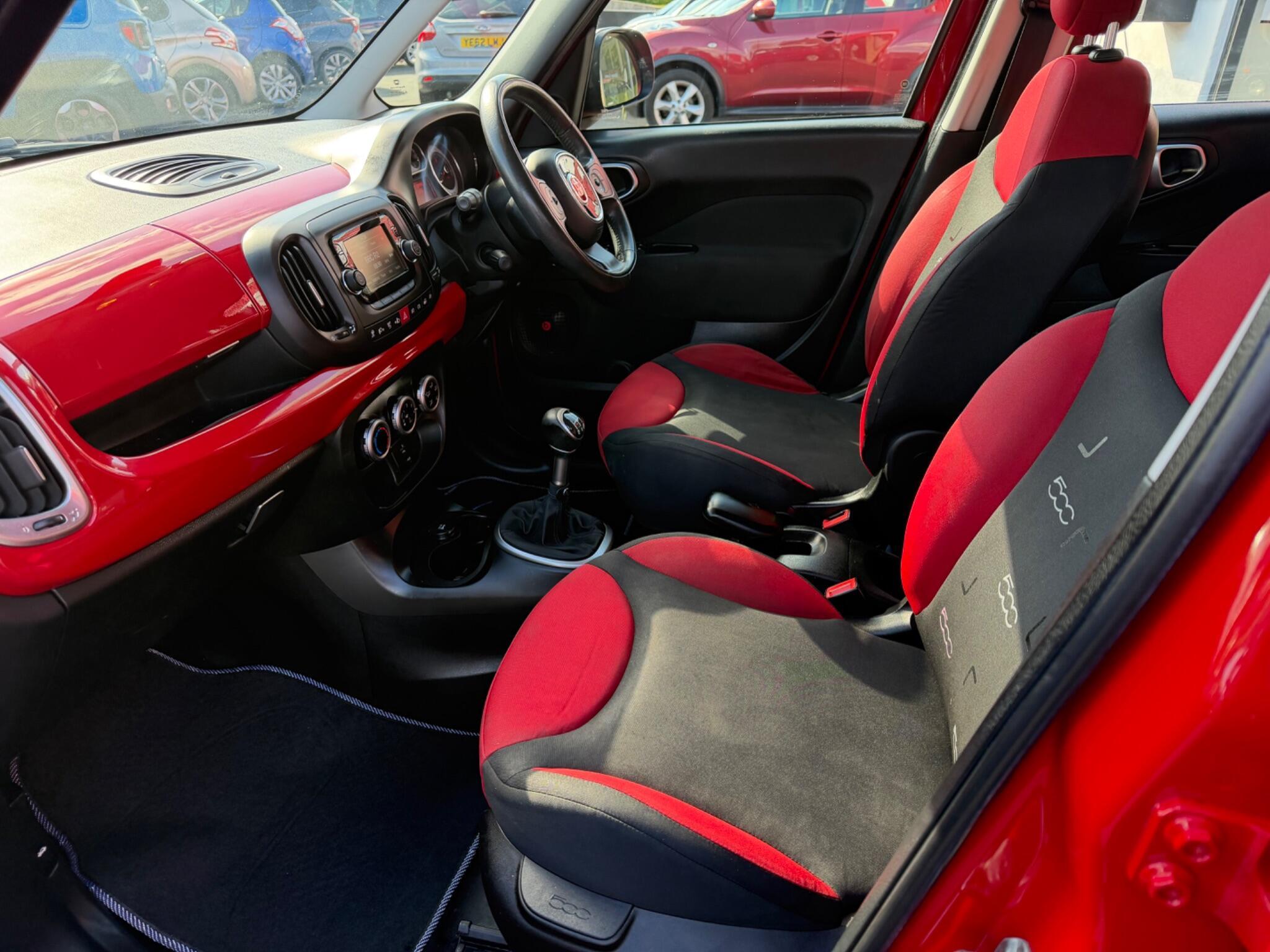 Fiat 500L - Image 5