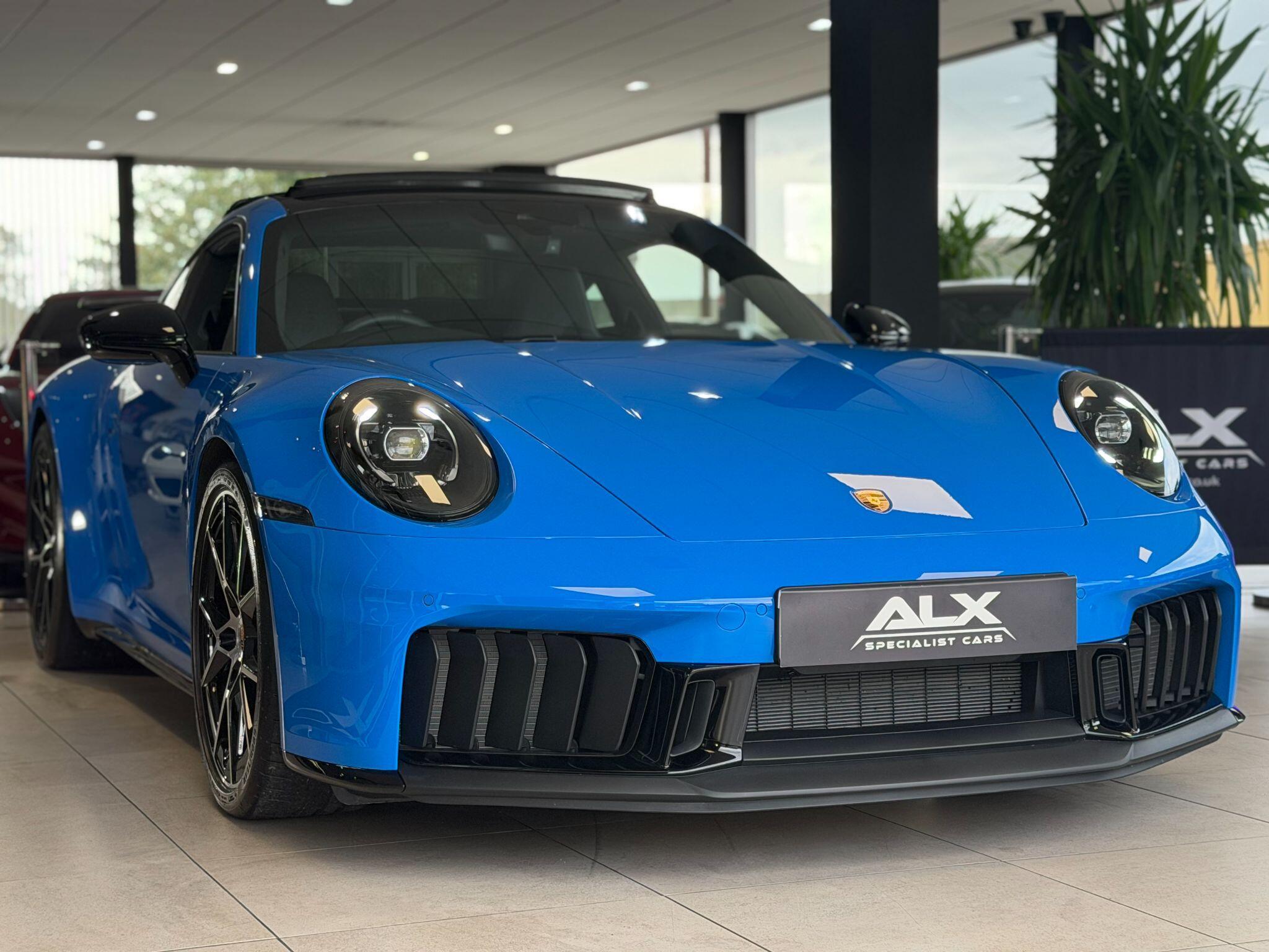 Porsche 911 - Image 11