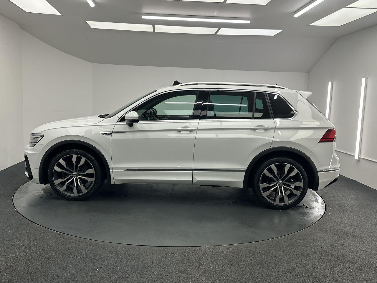 Volkswagen Tiguan - Image 7