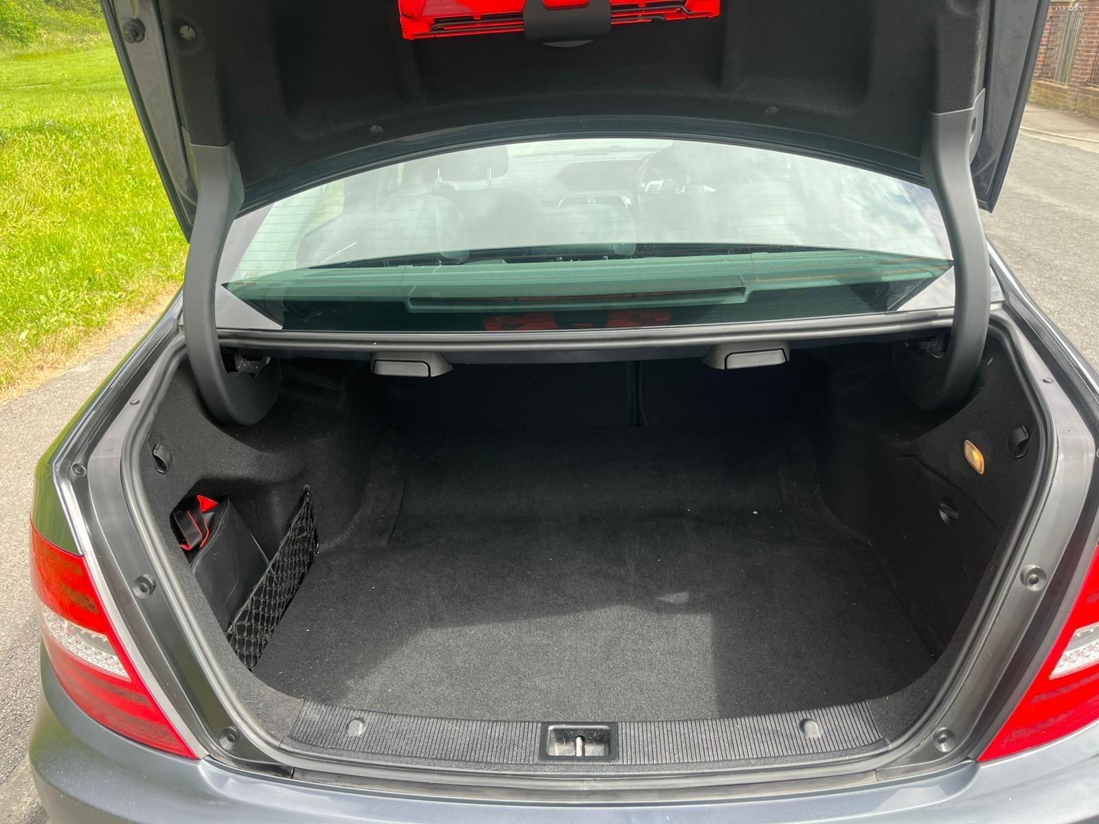 Mercedes C Class - Image 10