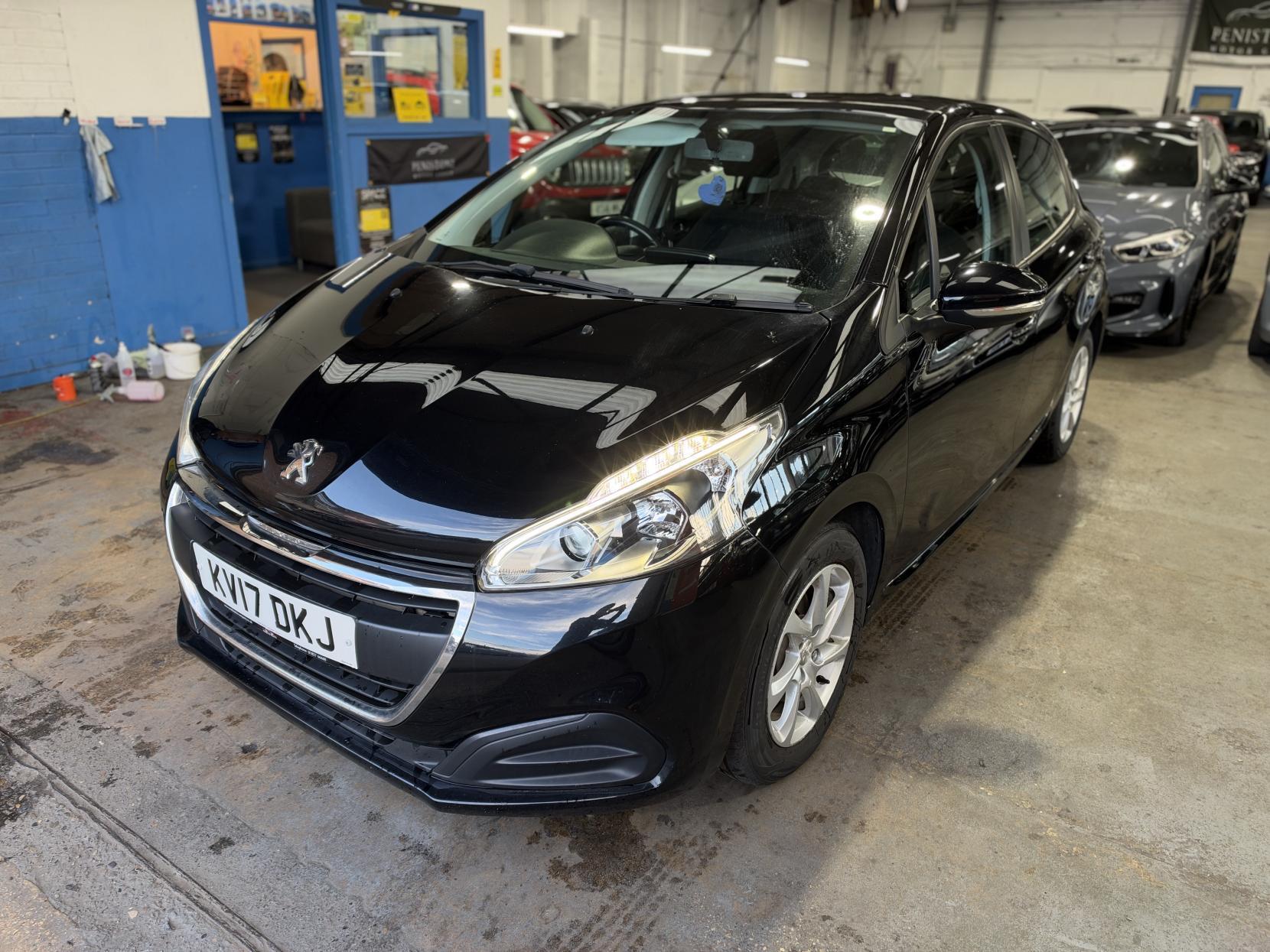 Peugeot 208 - Image 5