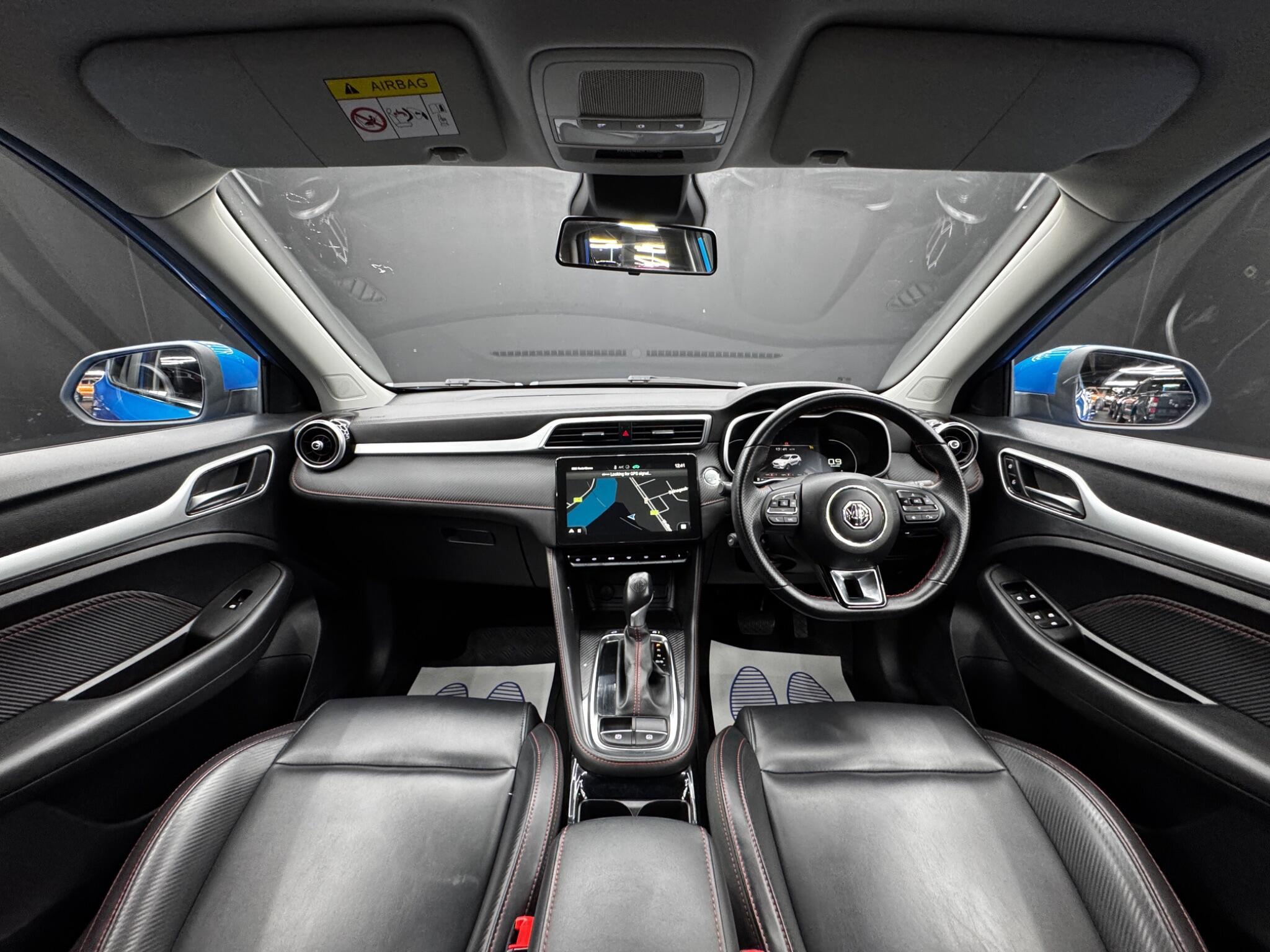 MG MG ZS - Image 17