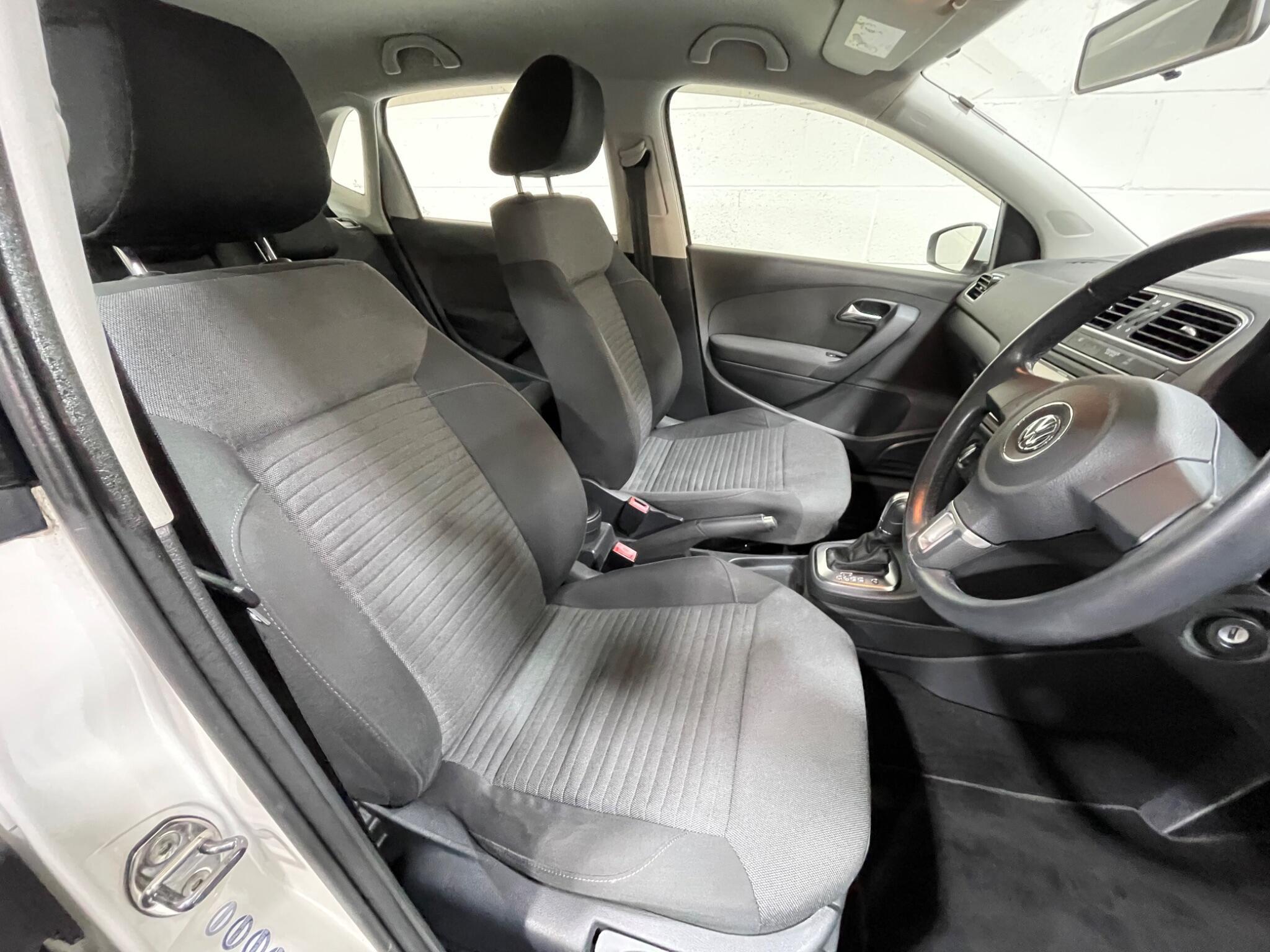 Volkswagen Polo - Image 7