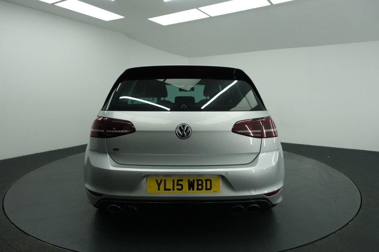 Volkswagen Golf - Image 11