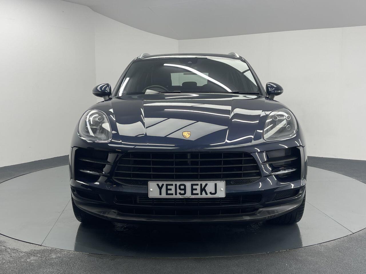 Porsche Macan - Image 12