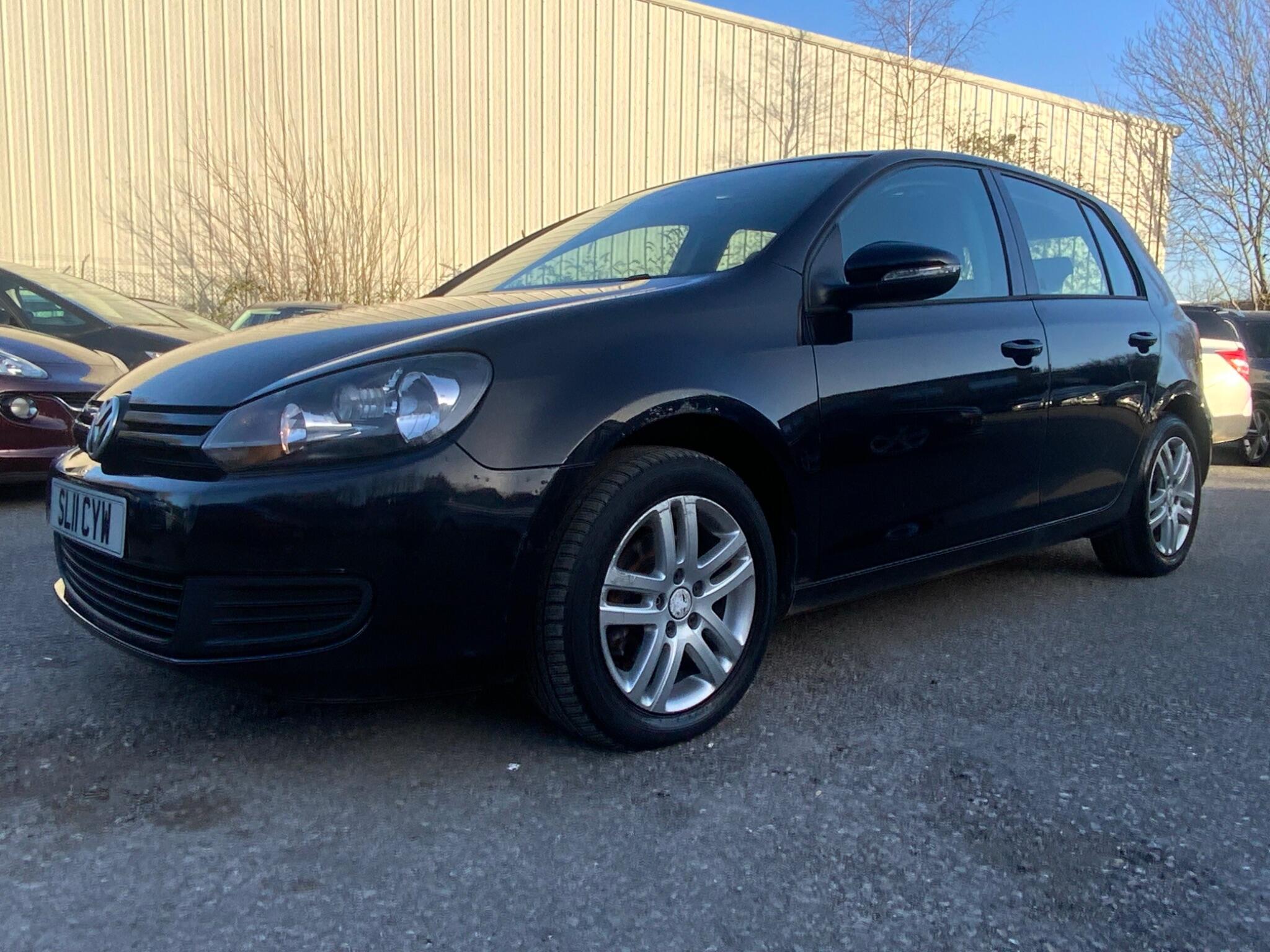 Volkswagen Golf - Image 10